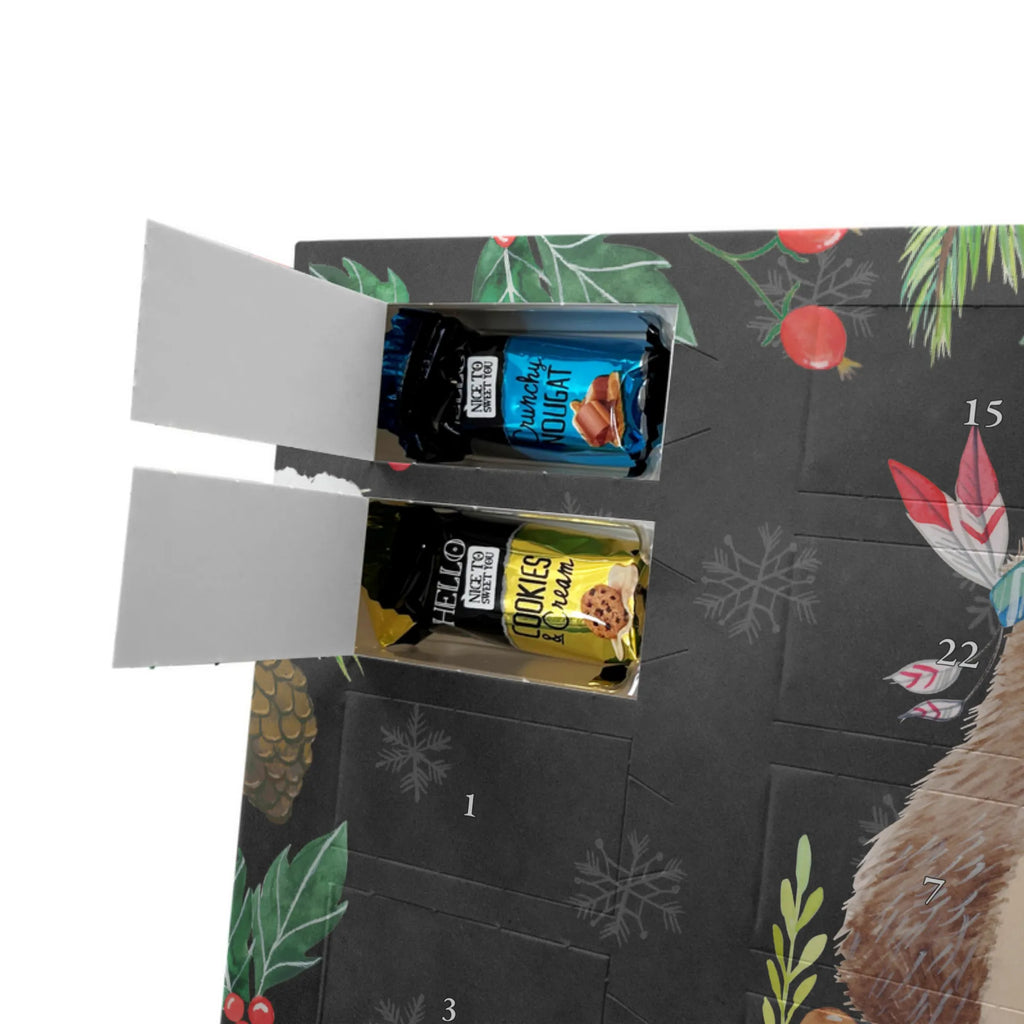 Adventskalender mit Namen Igel Federschmuck Adventskalender mit Namen, Personalisierter Adventskalender, Tiere, Waldtiere, Igel, Indianer, Abenteuer, Lagerfeuer, Camping