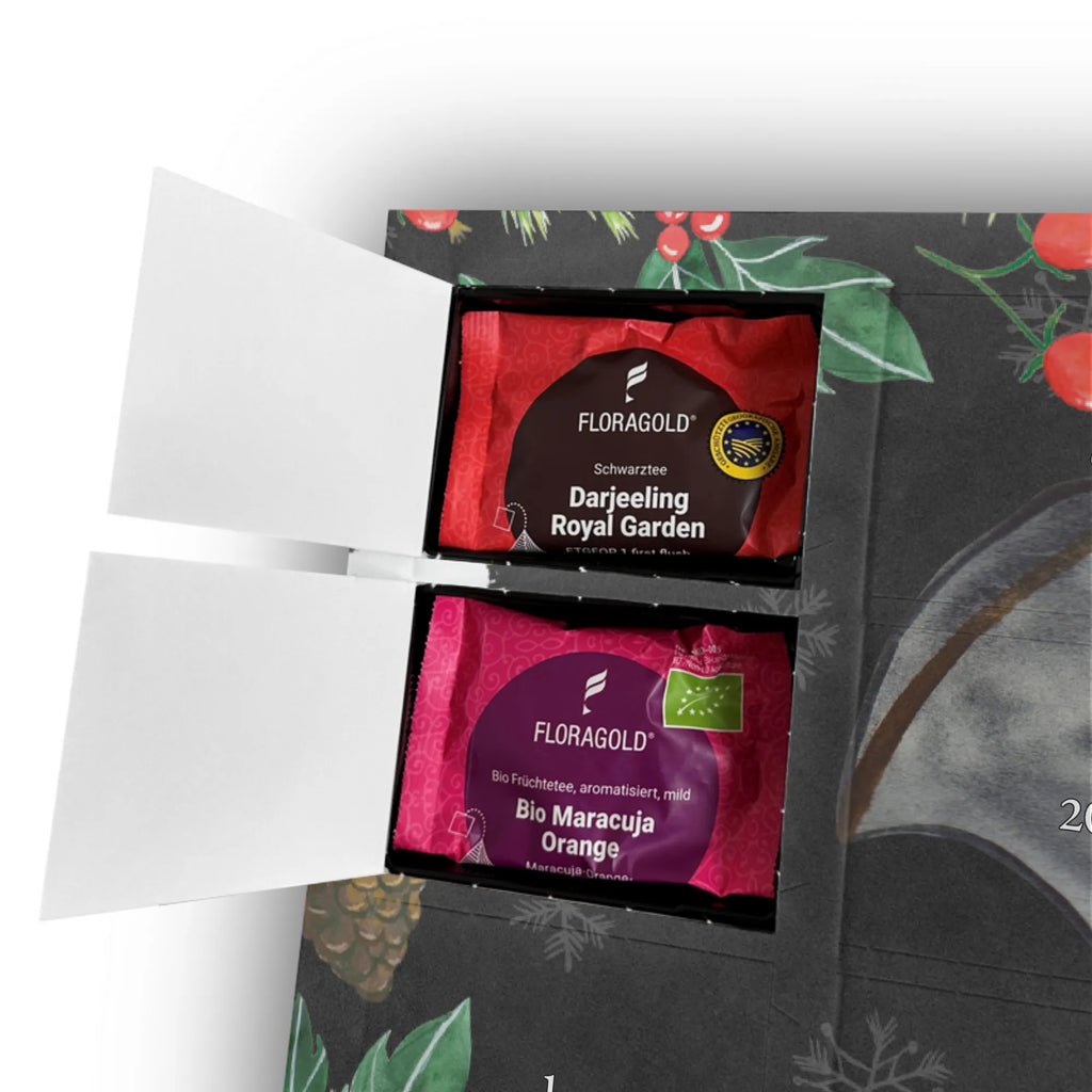 Personalisierter Tee Adventskalender Fledermaus Flügel Personalisierter Tee Adventskalender, Tiermotive, Tiere, Gute Laune, Lustige Sprüche