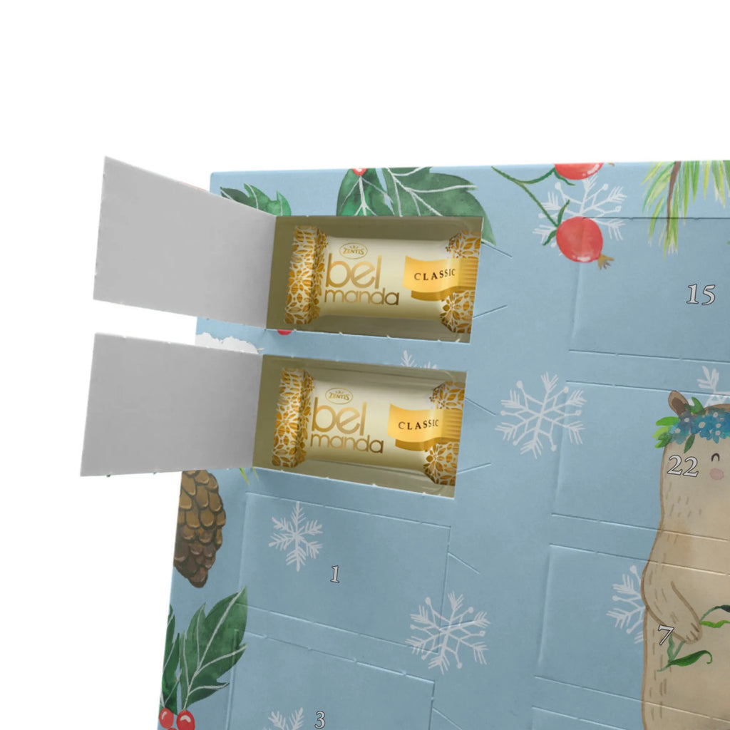 Marzipan Adventskalender Bären mit Blumenkranz Marzipan Adventskalender, Familie, Vatertag, Muttertag, Bruder, Schwester, Mama, Papa, Oma, Opa, weltbeste Mama, Tochter, Lieblingsmensch, Mutti, Mami, Mutter, beste Mutter, Töchter, Kinder, Kind, Lieblingsmama, Bär, Geschenk Mama. Muttertag, Family, Vorbild, Bären