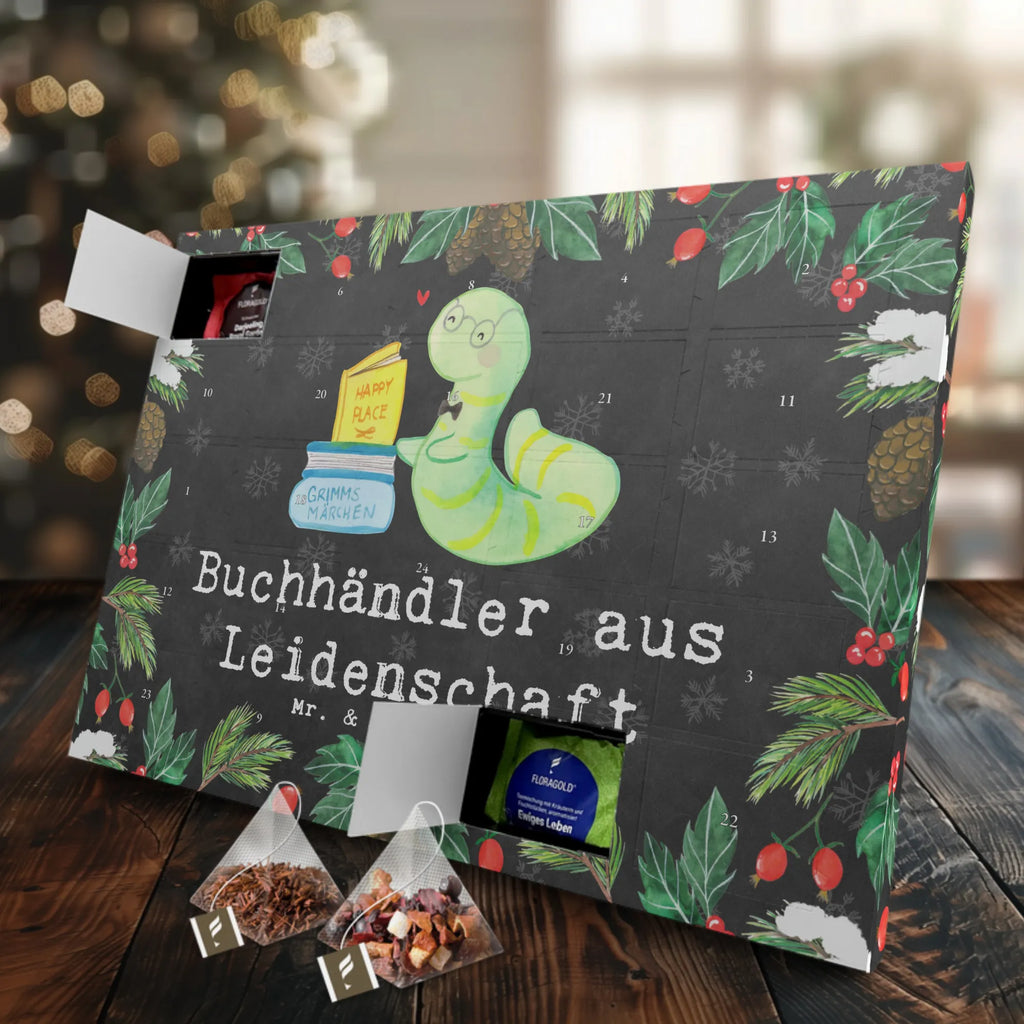 Tee Adventskalender Buchhändler Leidenschaft Tee Adventskalender, Adventskalender mit Tee, Adventskalender, Geschenk, Schenken, Jubiläum, Danke, Dankeschön, Beruf, Ausbildung, Abschied, Rente, Kollege, Kollegin, Arbeitskollege, Mitarbeiter, Firma, Buchverkäufer, Bibliothekar, Buchhändler, Bücherwurm, Buchhandlung