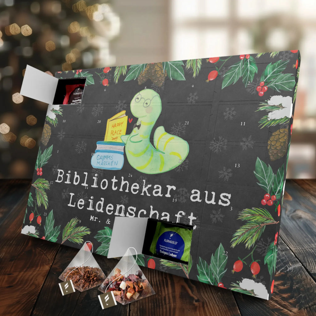 Tee Adventskalender Bibliothekar Leidenschaft Adventskalender, Adventskalender mit Tee, Tee Adventskalender, Geschenk, Schenken, Jubiläum, Danke, Dankeschön, Beruf, Ausbildung, Abschied, Rente, Kollege, Kollegin, Arbeitskollege, Mitarbeiter, Firma, Bibliothekar, Bücherwurm, Buchhandlung, Leseratte, Bücherliebe, Bibliothek