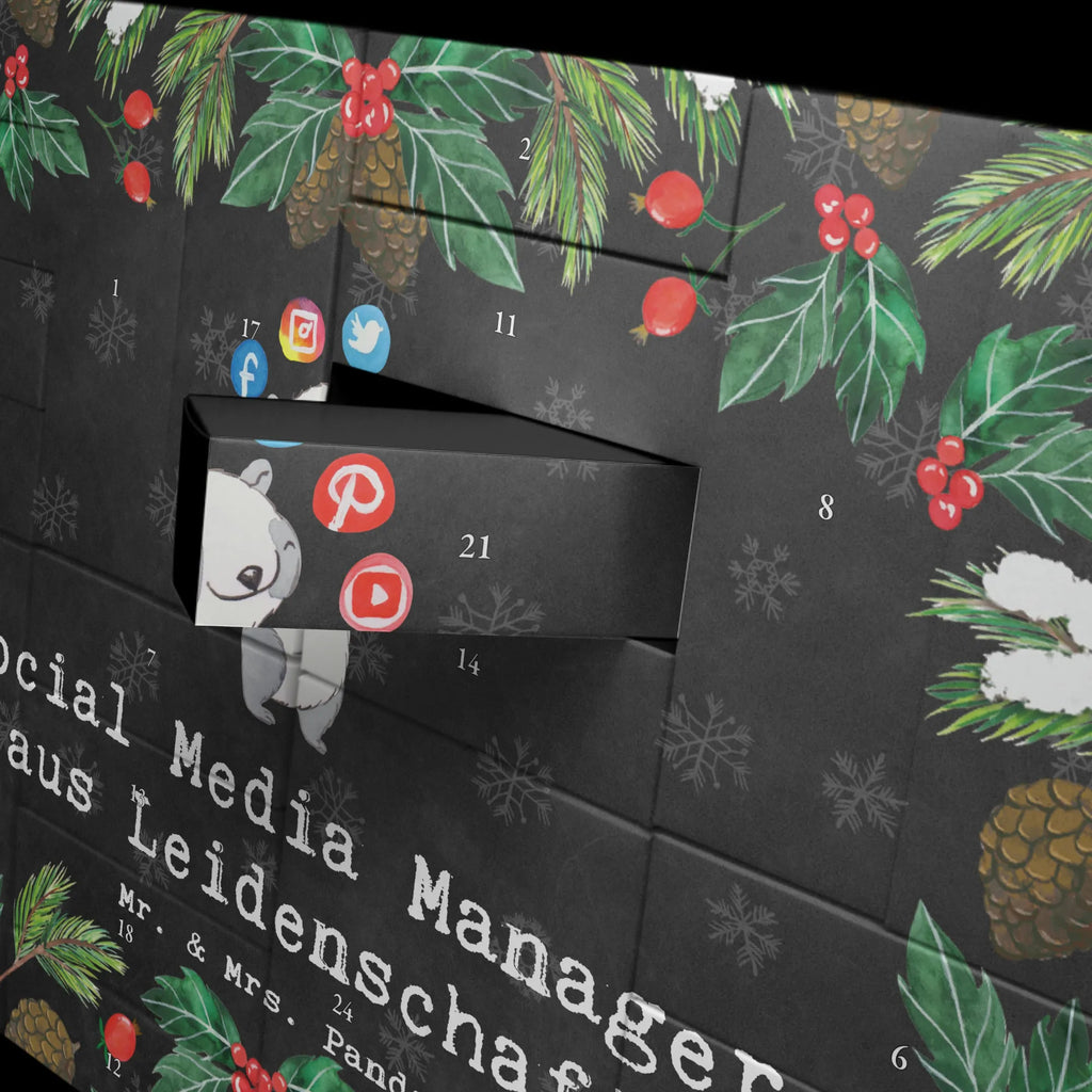 Fillable advent calendar Social Media Manager Passion Adventskalender Zum Befüllen, Weihnachtskalender Zum Befüllen, Leerer Adventskalender, Erwachsenen Adventskalender, Geschenkekalender, Adventskalender Selbst Befüllen, Geschenke Adventskalender, Adventskalender leer, Weihnachtskalender Boxen, Schachtel Adventskalender, Adventskalender Schachteln, Adventskalender ohne Inhalt, Adventskalender Box, Weihnachtskalender, Adventskalender 24 Boxen, Kalender Zum Befüllen, Adventskalender Zum Aufstellen, Weihnachtskalender Schachteln, Diy Adventskalender, Tisch Adventskalender, Bastel Adventskalender, Adventskalender Schachtel, Adventskalender Boxen, Adventskalender Deko, Adventskalender mit 24 Schachteln, Befüllbarer Adventskalender, Karton Adventskalender, Adventskalender, Adventskalender für Erwachsene, Weihnachtskalender Selbst Befüllen, Adventskalender Karton, Adventskalender Zum Selbst Befüllen, Adventskalender Zum Füllen, Geschenk, Dankeschön, Danke, Jubiläum, Firma, Schenken, Mitarbeiter, Arbeitskollege, Kollegin, Kollege, Rente, Abschied, Ausbildung, Beruf