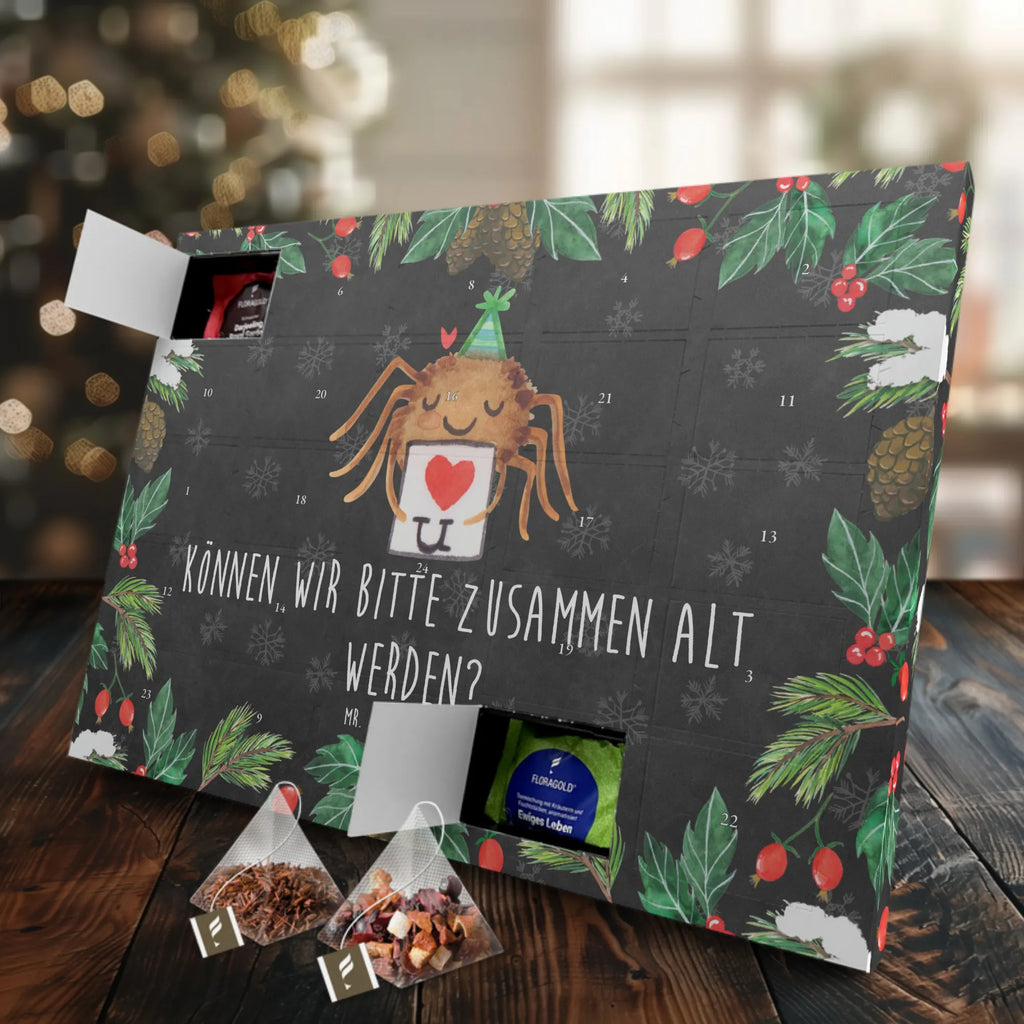 Tee Adventskalender Spinne Agathe Brief Adventskalender mit Tee, Tee Adventskalender, Adventskalender, Spinne Agathe, Spinne, Merchandise, Agathe, Videos, Heiratsantrag, Treuetest, Ich Liebe Dich, Verliebt, Liebesbeweis, Treuebeweis, Liebespaar, Liebesgeschenk