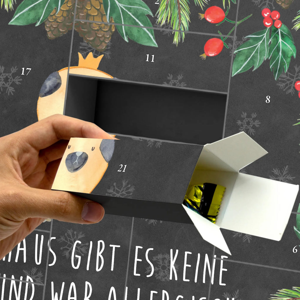 Adventskalender Zum Befüllen Mops Krone Befüllbarer Adventskalender, Leerer Adventskalender, Adventskalender Boxen, Diy Adventskalender, Adventskalender Zum Selbst Befüllen, Geschenkekalender, Weihnachtskalender, Weihnachtskalender Selbst Befüllen, Adventskalender Schachteln, Adventskalender leer, Karton Adventskalender, Adventskalender Deko, Adventskalender Selbst Befüllen, Adventskalender Zum Befüllen, Adventskalender ohne Inhalt, Adventskalender mit 24 Schachteln, Adventskalender Karton, Adventskalender Schachtel, Tisch Adventskalender, Bastel Adventskalender, Kalender Zum Befüllen, Weihnachtskalender Schachteln, Adventskalender Box, Schachtel Adventskalender, Adventskalender Zum Aufstellen, Adventskalender, Weihnachtskalender Zum Befüllen, Geschenke Adventskalender, Adventskalender für Erwachsene, Adventskalender 24 Boxen, Weihnachtskalender Boxen, Erwachsenen Adventskalender, Adventskalender Zum Füllen, Hunderasse, Tierliebhaber, Hundemotiv, Haustier, Hundebesitzer, Hund, Sprüche, Allergisch, Kinderlos, Lustig, Mops, Hundebesitzer. Spruch, Hausregel
