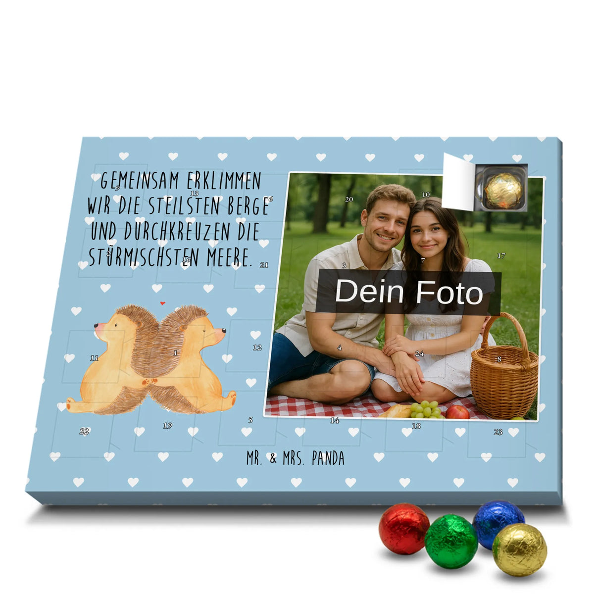 Personalisierter Schoko Foto Adventskalender Igel händchenhaltend Foto Schokoladen Adventskalender, Foto Adventskalender, Fotokalender Advent, Schoko Foto Adventskalender, Personalisierter Schoko Foto Adventskalender, Verlobung, Freund, Partner, Liebesgeschenk, Liebe, Ehemann, Freundin, Ehefrau, Heiratsantrag, Heiraten, Jahrestag, Hocheitstag, Hochzeit, Igel, Love, Liebesbotschaft, Igelliebe, Hand in Hand, Große Liebe, Geschenk für Zwei, Lieblingsmensch, Liebesbeweis, Gemeinsamkeit