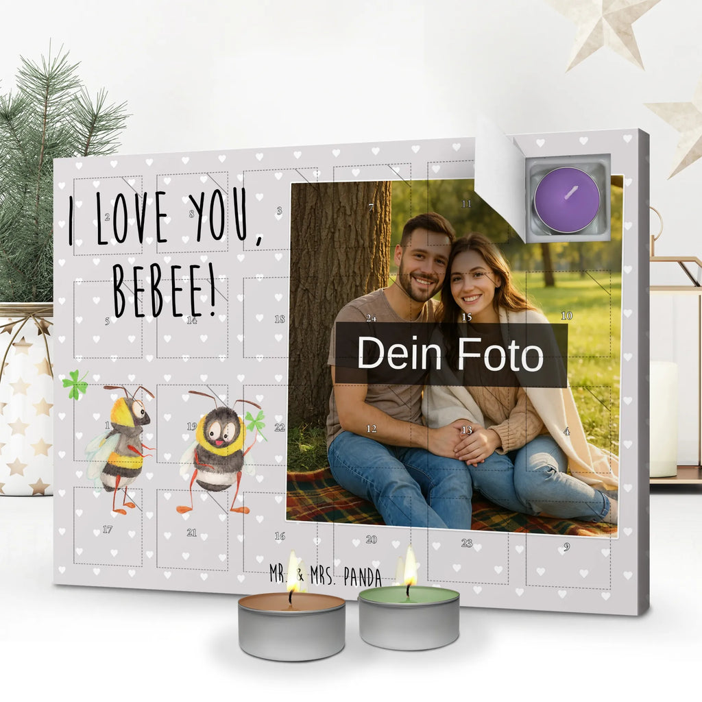 Personalisierter Duftkerzen Foto Adventskalender Bienen Paar Personalisierter Duftkerzen Foto Adventskalender, Freundin, Freund, Liebe, Liebesgeschenk, Jahrestag, Verlobung, Partner, Ehemann, Ehefrau, Heiraten, Heiratsantrag, Hocheitstag, für Männer, für Ehemann, Schildkröten, Valentinstag, Geschenk für Partner, Hochzeitstag, Geschenk für Freundin, Mitbringsel, Geschenk für Frauen, Verliebte Schildkröten, Liebesbeweis