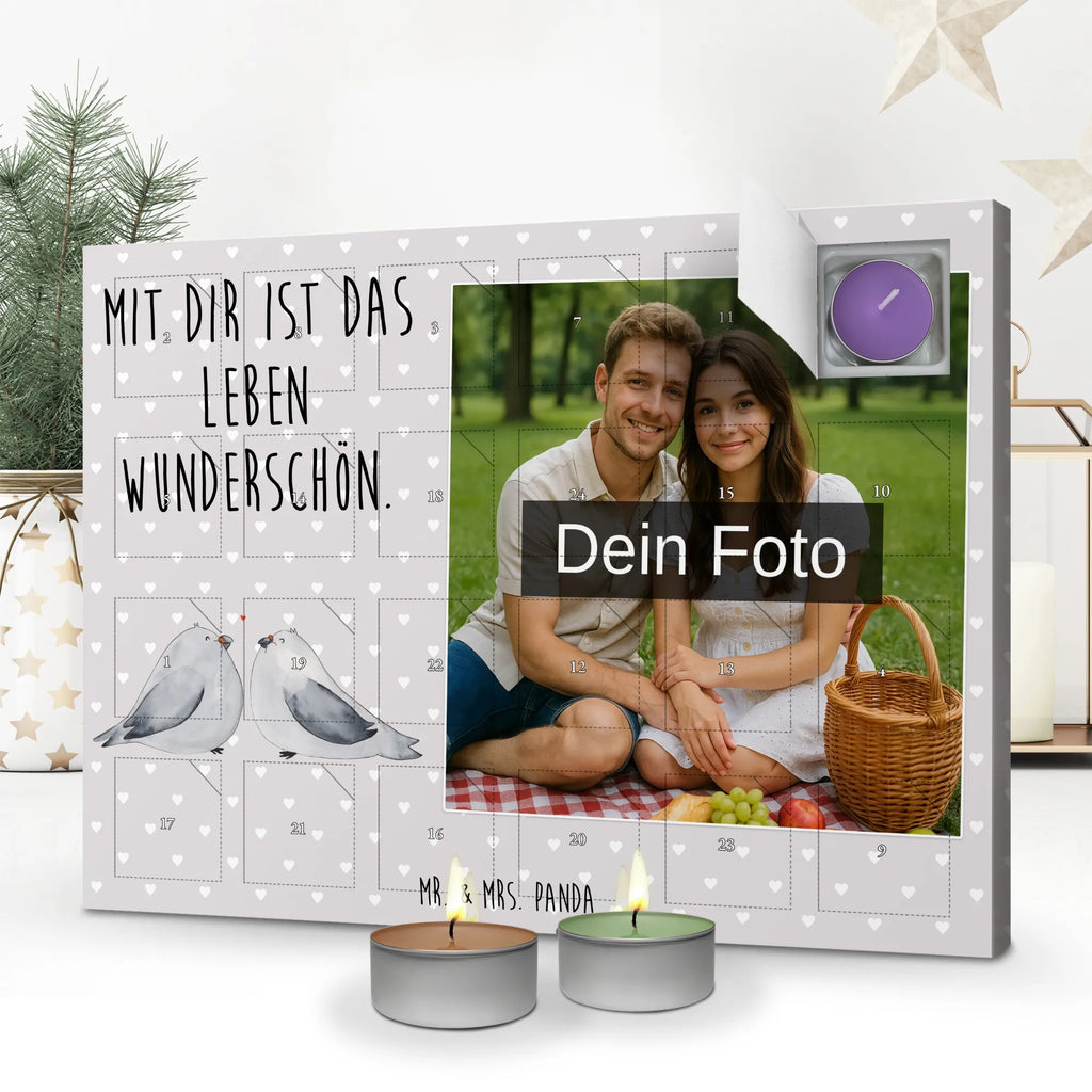 Personalisierter Duftkerzen Foto Adventskalender Turteltauben Liebe Personalisierter Duftkerzen Foto Adventskalender, Liebe, Partner, Freund, Freundin, Ehemann, Ehefrau, Heiraten, Verlobung, Heiratsantrag, Liebesgeschenk, Jahrestag, Hocheitstag, Hochzeitstag, Verheiratet, Tauben, Verlobt, Turteltäubchen, Geschenk Freundin, Liebesbeweis, Geschenk Freund, Turteltauben, Verliebt, Geschenk Hochzeit