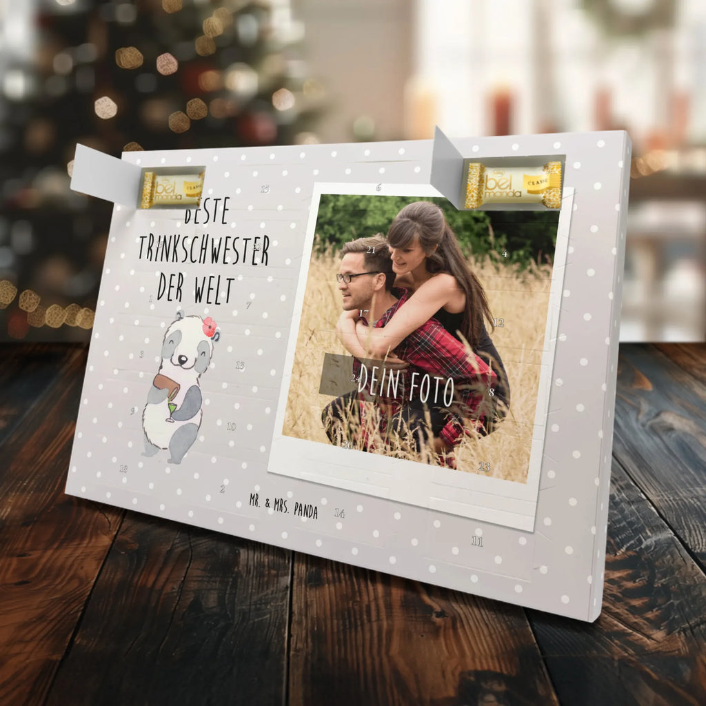 Personalisierter Marzipan Foto Adventskalender Panda Beste Trinkschwester der Welt Personalisierter Marzipan Foto Adventskalender, für, Dankeschön, Geschenk, Schenken, Geburtstag, Geburtstagsgeschenk, Geschenkidee, Danke, Bedanken, Mitbringsel, Freude machen, Geschenktipp, Party, Saufschwester, Sister from another Mister, Trinken, Kleinigkeit, Wochenende, Alkohol, Trinkschwester, Schwester, Sister, Freundin, Bae