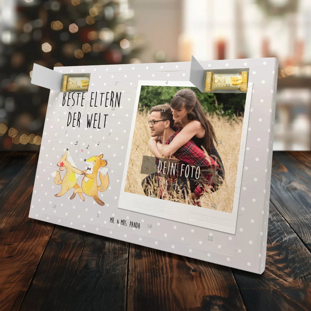 Personalisierter Marzipan Foto Adventskalender Fuchs Beste Eltern der Welt Personalisierter Marzipan Foto Adventskalender, für, Dankeschön, Geschenk, Schenken, Geburtstag, Geburtstagsgeschenk, Geschenkidee, Danke, Bedanken, Mitbringsel, Freude machen, Geschenktipp, Papa, Erzeuger, Mama, Eltern, Familie, Elternpaar, Mama und Papa, Papi, Mami
