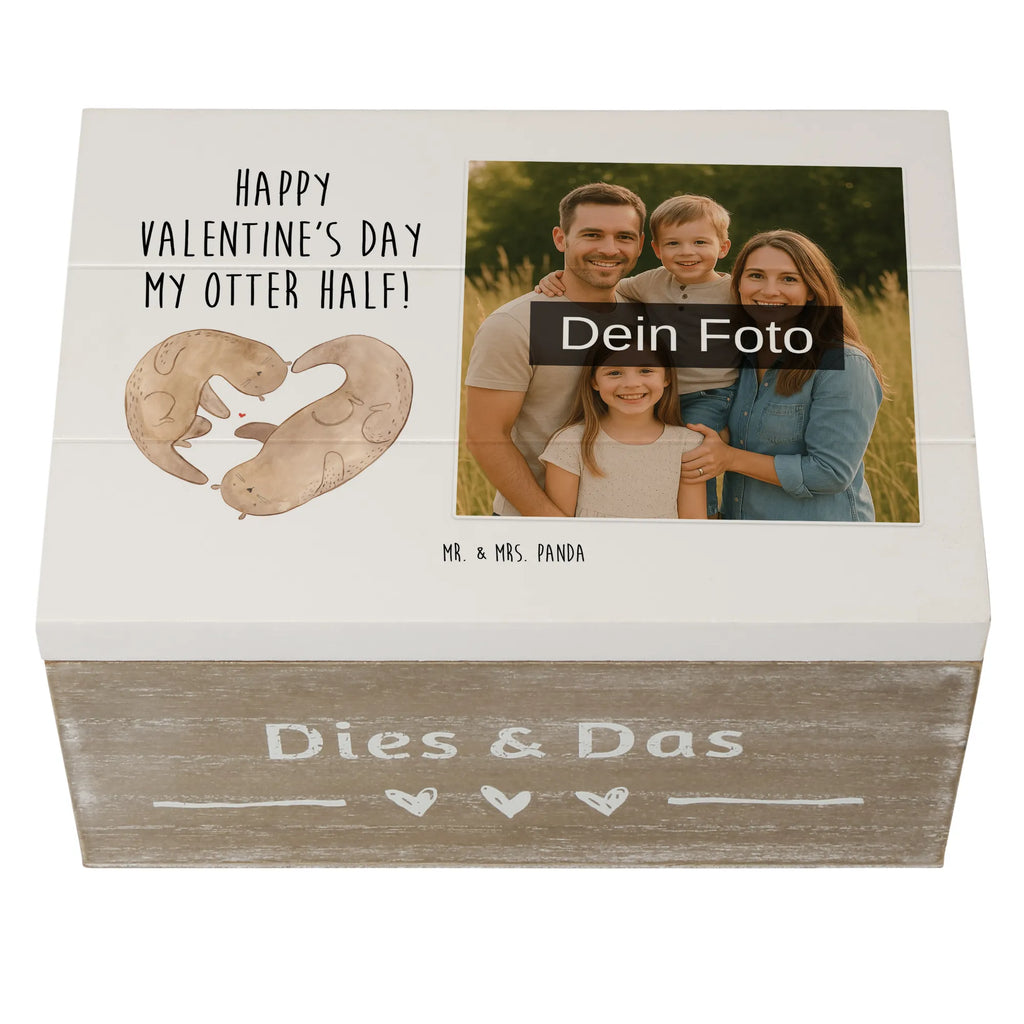 Personalisierte Foto Holzkiste Otter Valentine Personalisierte Foto Holzkiste, Liebe, Partner, Freund, Freundin, Ehemann, Ehefrau, Heiraten, Verlobung, Heiratsantrag, Liebesgeschenk, Jahrestag, Hocheitstag, Mitbringsel, Valentinstag, für Ehemann, Hochzeitstag, Geschenk für Partner, Geschenk für Frauen, für Männer, Geschenk für Freundin, Liebesbeweis