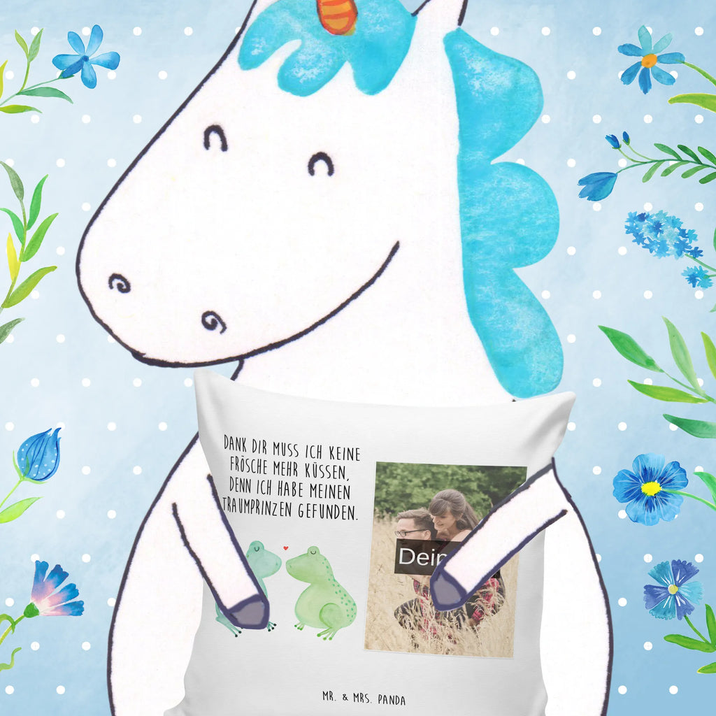 Personalized Photo Pillow Frogs in love Personalisiertes Foto Kissen, Liebe, Partner, Freund, Freundin, Ehemann, Ehefrau, Heiraten, Verlobung, Heiratsantrag, Liebesgeschenk, Jahrestag, Hocheitstag, Geschenk Hochzeit, Geschenk Freundin, Fröschchen, Geschenk Freund, Froschkönig, Frosch, Verliebt, Hochzeitstag, Liebesbeweis, Frösche, Verheiratet, Verlobt