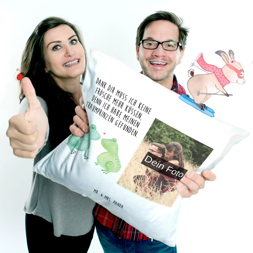 Personalized Photo Pillow Frogs in love Personalisiertes Foto Kissen, Liebe, Partner, Freund, Freundin, Ehemann, Ehefrau, Heiraten, Verlobung, Heiratsantrag, Liebesgeschenk, Jahrestag, Hocheitstag, Geschenk Hochzeit, Geschenk Freundin, Fröschchen, Geschenk Freund, Froschkönig, Frosch, Verliebt, Hochzeitstag, Liebesbeweis, Frösche, Verheiratet, Verlobt