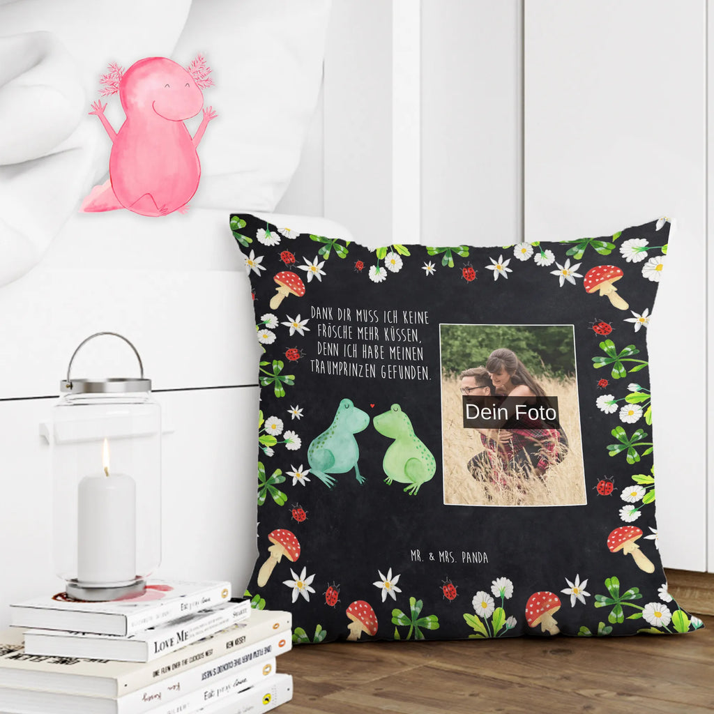 Personalized Photo Pillow Frogs in love Personalisiertes Foto Kissen, Liebe, Partner, Freund, Freundin, Ehemann, Ehefrau, Heiraten, Verlobung, Heiratsantrag, Liebesgeschenk, Jahrestag, Hocheitstag, Geschenk Hochzeit, Geschenk Freundin, Fröschchen, Geschenk Freund, Froschkönig, Frosch, Verliebt, Hochzeitstag, Liebesbeweis, Frösche, Verheiratet, Verlobt