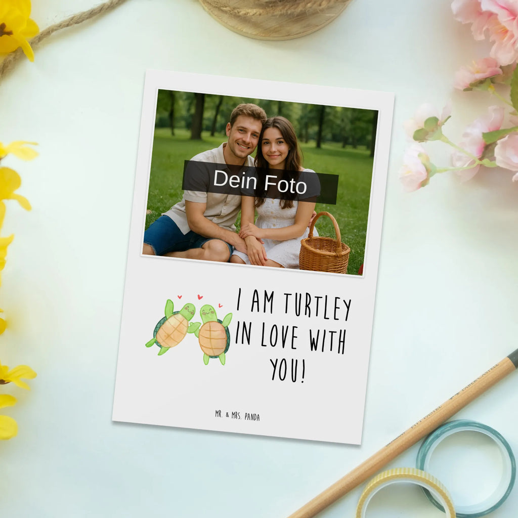 Personalisierte Foto Postkarte Schildkröten Paar Personalisierte Foto Postkarte, Liebe, Partner, Freund, Freundin, Ehemann, Ehefrau, Heiraten, Verlobung, Heiratsantrag, Liebesgeschenk, Jahrestag, Hocheitstag, für Männer, für Ehemann, Valentinstag, Geschenk für Freundin, Geschenk für Frauen, Geschenk für Partner, Hochzeitstag, Liebesbeweis, Mitbringsel