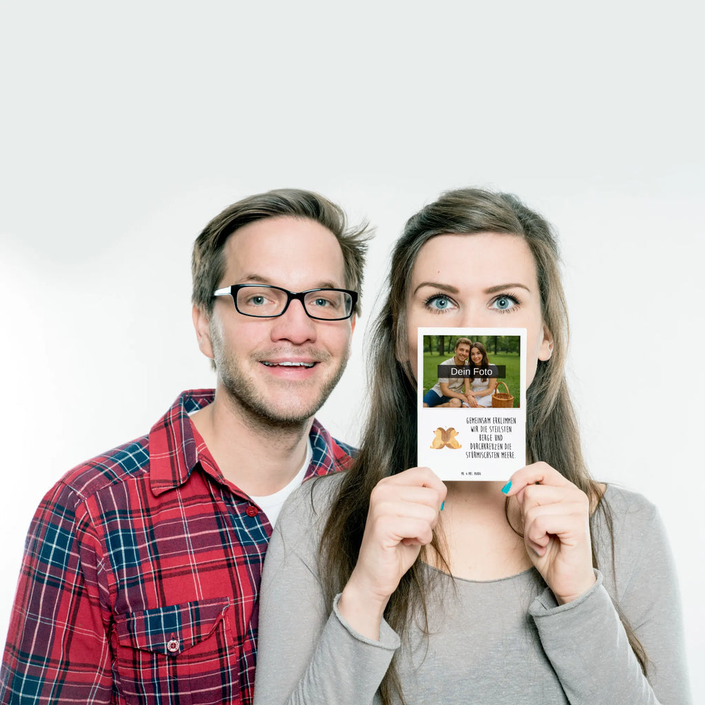 Personalized Photo Postcard Hedgehogs holding hands Personalisierte Foto Postkarte, Liebe, Partner, Freund, Freundin, Ehemann, Ehefrau, Heiraten, Verlobung, Heiratsantrag, Liebesgeschenk, Jahrestag, Hocheitstag, Igel, Liebesbeweis, Igelliebe, Love, Hochzeit, Gemeinsamkeit, Geschenk für zwei, Liebesbotschaft, Lieblingsmensch, große Liebe, Hand in Hand