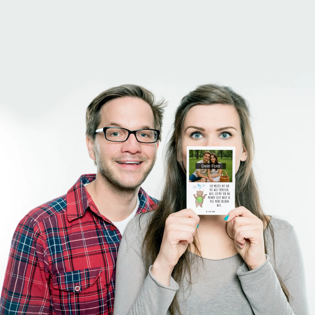 Personalisierte Foto Postkarte Bär Flugzeug Personalisierte Foto Postkarte, Liebe, Partner, Freund, Freundin, Ehemann, Ehefrau, Heiraten, Verlobung, Heiratsantrag, Liebesgeschenk, Jahrestag, Hocheitstag, Hochzeitstag, Geschenk für Freundin, für Männer, Valentinstag, für Ehemann, Mitbringsel, Geschenk für Partner, Geschenk für Frauen, Liebesbeweis