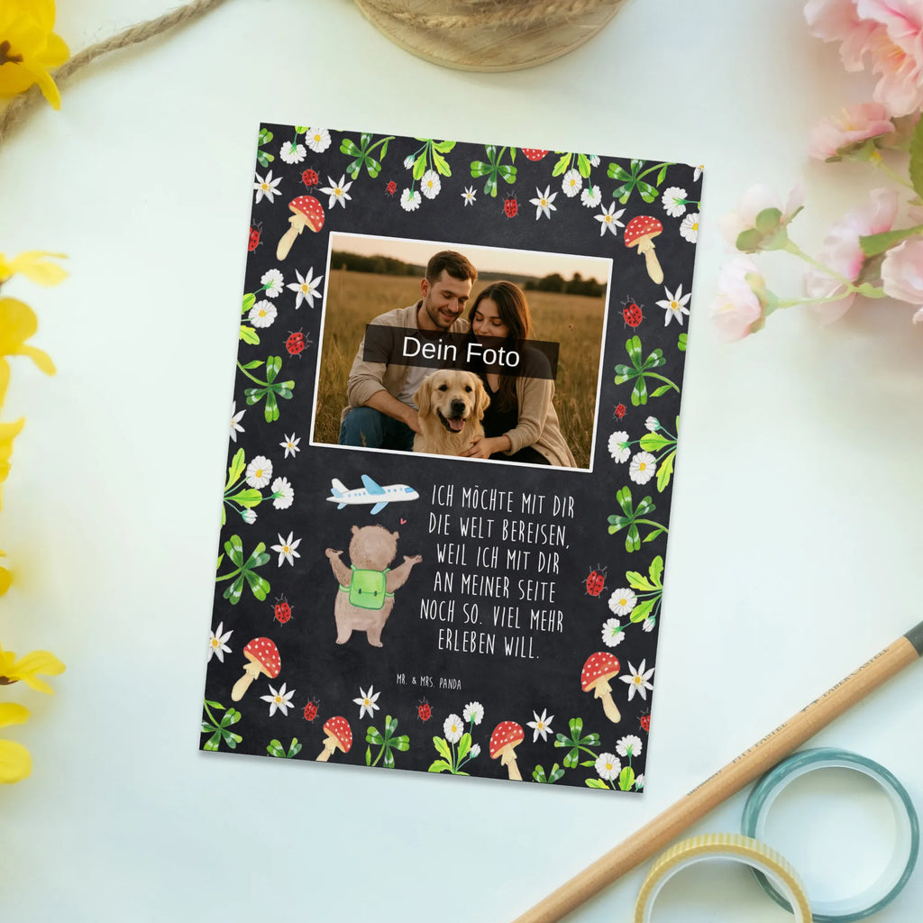 Personalisierte Foto Postkarte Bär Flugzeug Personalisierte Foto Postkarte, Liebe, Partner, Freund, Freundin, Ehemann, Ehefrau, Heiraten, Verlobung, Heiratsantrag, Liebesgeschenk, Jahrestag, Hocheitstag, Hochzeitstag, Geschenk für Freundin, für Männer, Valentinstag, für Ehemann, Mitbringsel, Geschenk für Partner, Geschenk für Frauen, Liebesbeweis