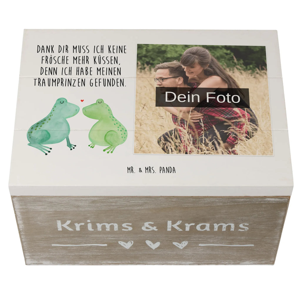 Personalizowana drewniana skrzynka na zdjęcia Żabia miłość Personalisierte Foto Holzkiste, Liebe, Partner, Freund, Freundin, Ehemann, Ehefrau, Heiraten, Verlobung, Heiratsantrag, Liebesgeschenk, Jahrestag, Hocheitstag, Frosch, Froschkönig, Verliebt, Hochzeitstag, Geschenk Hochzeit, Liebesbeweis, Fröschchen, Verlobt, Verheiratet, Frösche, Geschenk Freundin, Geschenk Freund