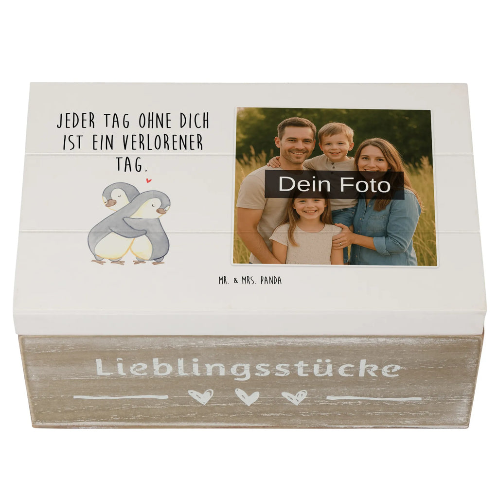 Personalisierte Foto Holzkiste Pinguine Kuscheln Personalisierte Foto Holzkiste, Liebe, Partner, Freund, Freundin, Ehemann, Ehefrau, Heiraten, Verlobung, Heiratsantrag, Liebesgeschenk, Jahrestag, Hocheitstag, Liebesbeweis, Hochzeitstag, Geschenk für Partner, Mitbringsel, Geschenk für Freundin, für Ehemann, Valentinstag, für Männer, Geschenk für Frauen