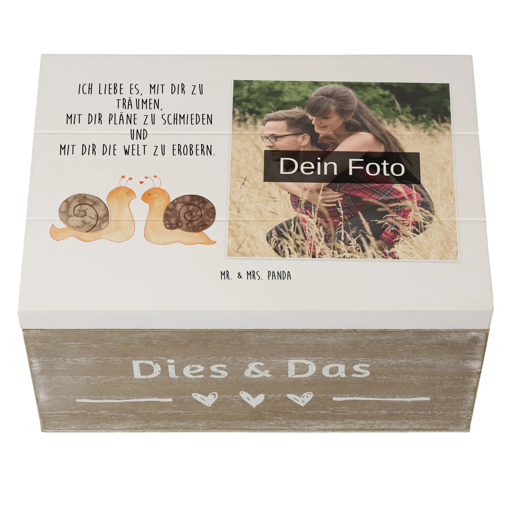 Personalisierte Foto Holzkiste Schnecken Liebe Personalisierte Foto Holzkiste, Liebe, Partner, Freund, Freundin, Ehemann, Ehefrau, Heiraten, Verlobung, Heiratsantrag, Liebesgeschenk, Jahrestag, Hocheitstag