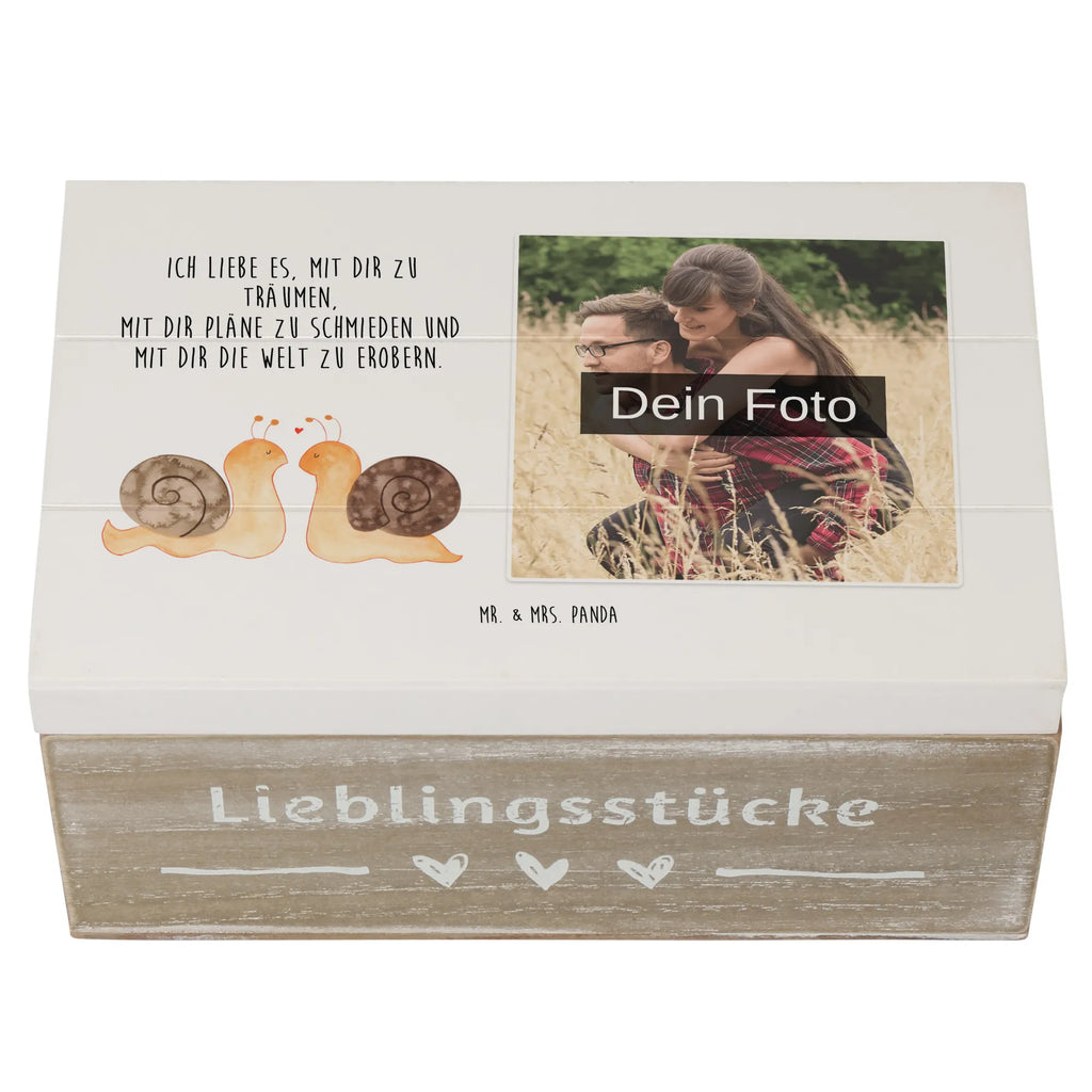 Personalisierte Foto Holzkiste Schnecken Liebe Personalisierte Foto Holzkiste, Liebe, Partner, Freund, Freundin, Ehemann, Ehefrau, Heiraten, Verlobung, Heiratsantrag, Liebesgeschenk, Jahrestag, Hocheitstag