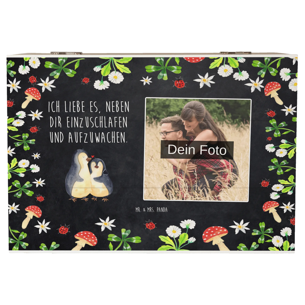 Personalisierte Foto Holzkiste Pinguine Einschlafen Personalisierte Foto Holzkiste, Liebe, Partner, Freund, Freundin, Ehemann, Ehefrau, Heiraten, Verlobung, Heiratsantrag, Liebesgeschenk, Jahrestag, Hocheitstag, für Ehemann, Geschenk für Freundin, Liebesbeweis, für Männer, Geschenk für Partner, Mitbringsel, Hochzeitstag, Valentinstag, Geschenk für Frauen