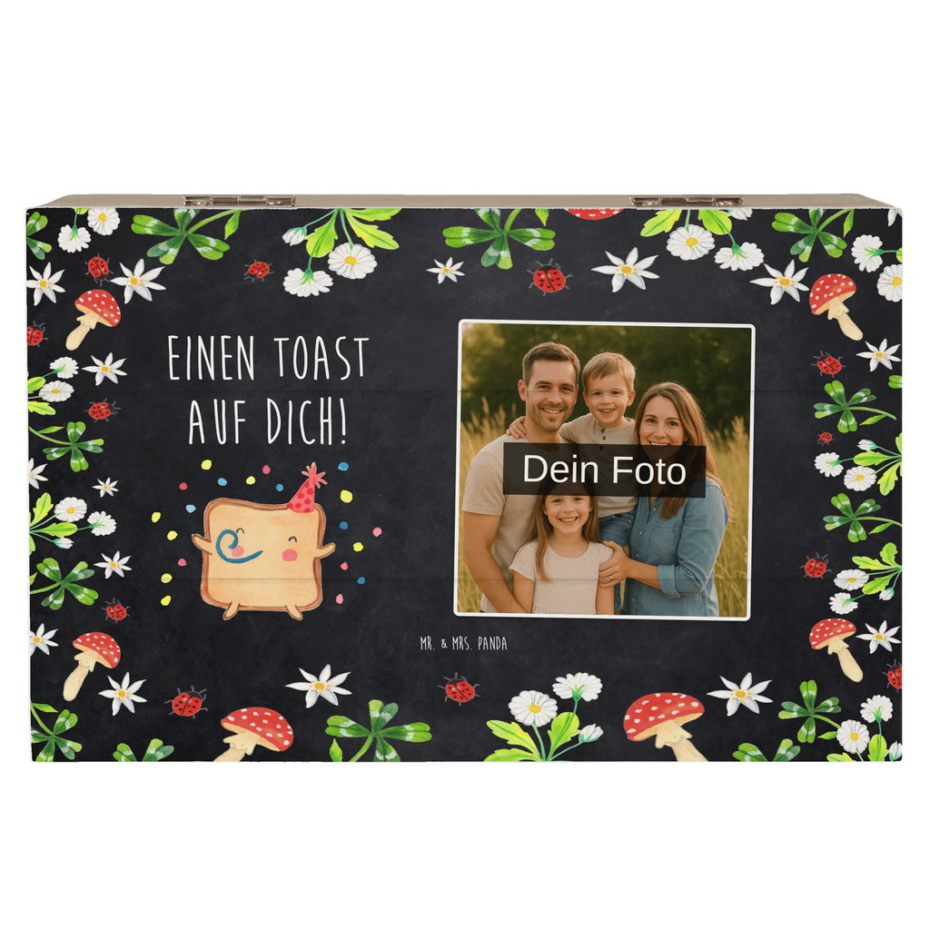 Personalisierte Foto Holzkiste Toast Party Personalisierte Foto Holzkiste, Liebe, Partner, Freund, Freundin, Ehemann, Ehefrau, Heiraten, Verlobung, Heiratsantrag, Liebesgeschenk, Jahrestag, Hocheitstag, Geschenk für Freundin, Mitbringsel, für Ehemann, Valentinstag, Geschenk für Frauen, Hochzeitstag, Geschenk für Partner, für Männer, Liebesbeweis