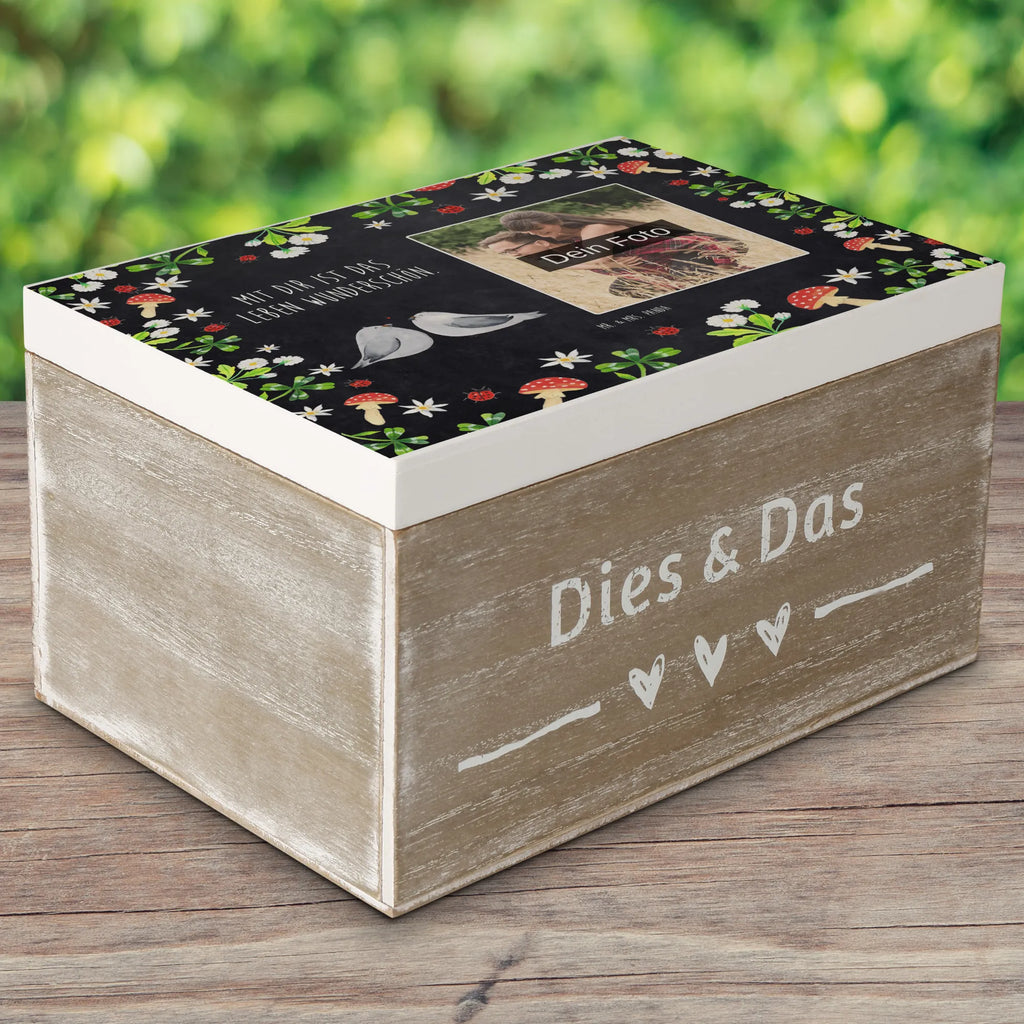 Personalized Photo Wooden Box Turtledoves in love Personalisierte Foto Holzkiste, Liebe, Partner, Freund, Freundin, Ehemann, Ehefrau, Heiraten, Verlobung, Heiratsantrag, Liebesgeschenk, Jahrestag, Hocheitstag, Geschenk Freund, Tauben, Verheiratet, Geschenk Freundin, Hochzeitstag, Geschenk Hochzeit, Turteltäubchen, Verlobt, Turteltauben, Verliebt, Liebesbeweis
