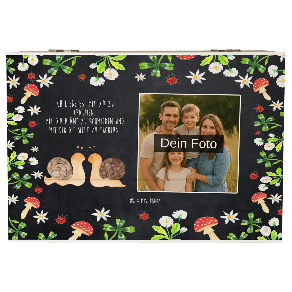 Personalisierte Foto Holzkiste Schnecken Liebe Personalisierte Foto Holzkiste, Liebe, Partner, Freund, Freundin, Ehemann, Ehefrau, Heiraten, Verlobung, Heiratsantrag, Liebesgeschenk, Jahrestag, Hocheitstag