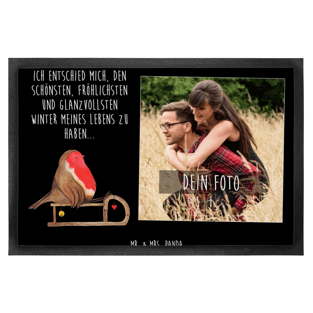 Personalisierte Foto Fußmatte Rotkehlchen Schlitten Personalisierte Foto Fußmatte, Winter, Weihnachten, Weihnachtsdeko, Nikolaus, Advent, Heiligabend, Wintermotiv, Schlitten, Vogel
