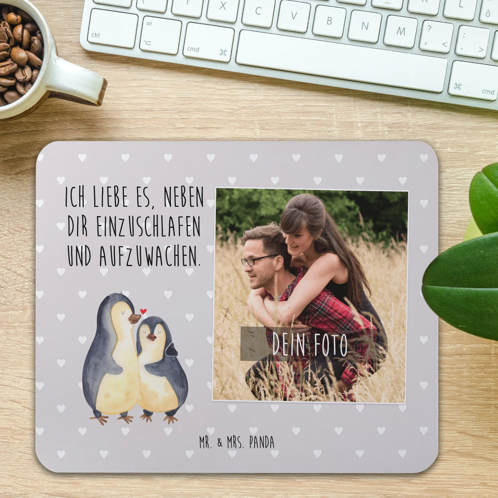 Personalisiertes Foto Mauspad Pinguine Einschlafen Personalisiertes Foto Mauspad, Liebe, Partner, Freund, Freundin, Ehemann, Ehefrau, Heiraten, Verlobung, Heiratsantrag, Liebesgeschenk, Jahrestag, Hocheitstag, Geschenk für Partner, Hochzeitstag, für Männer, Valentinstag, Geschenk für Freundin, für Ehemann, Liebesbeweis, Mitbringsel, Geschenk für Frauen