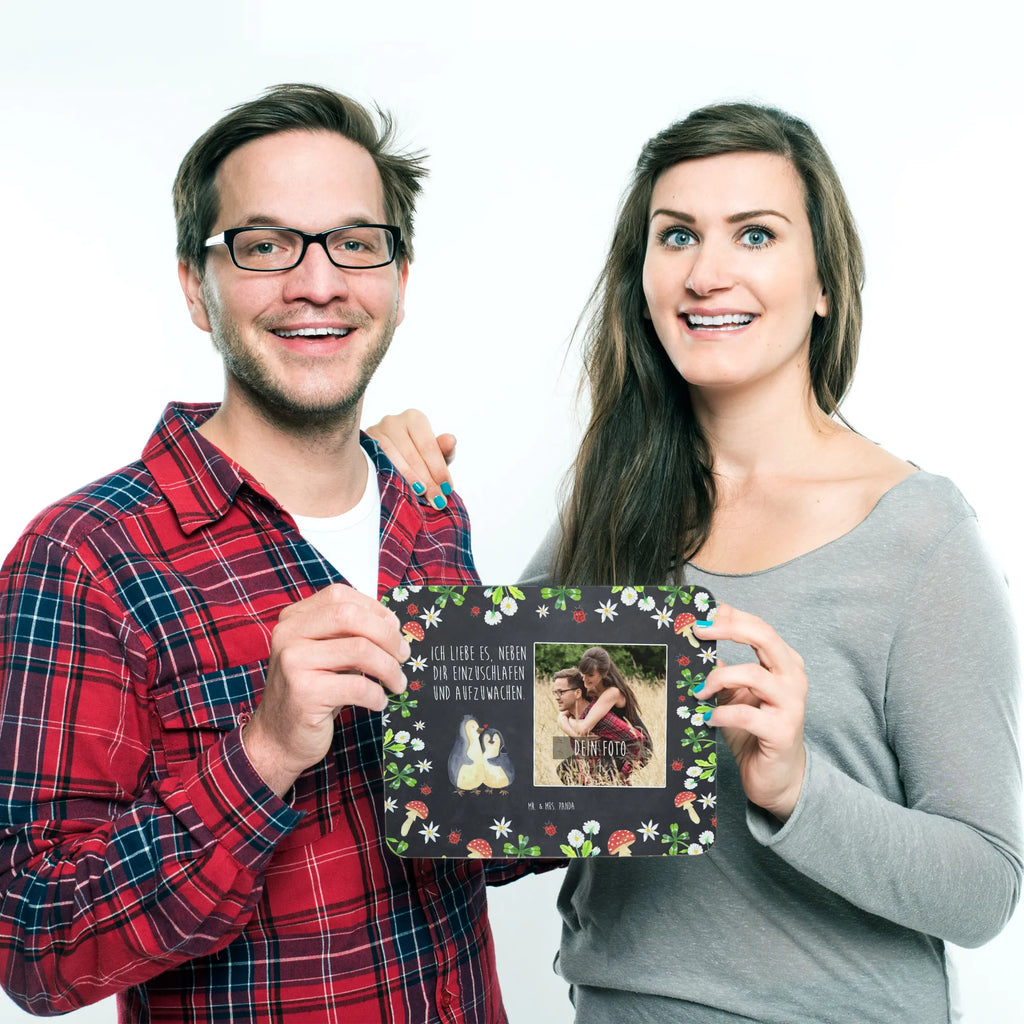 Personalisiertes Foto Mauspad Pinguine Einschlafen Personalisiertes Foto Mauspad, Liebe, Partner, Freund, Freundin, Ehemann, Ehefrau, Heiraten, Verlobung, Heiratsantrag, Liebesgeschenk, Jahrestag, Hocheitstag, Geschenk für Partner, Hochzeitstag, für Männer, Valentinstag, Geschenk für Freundin, für Ehemann, Liebesbeweis, Mitbringsel, Geschenk für Frauen