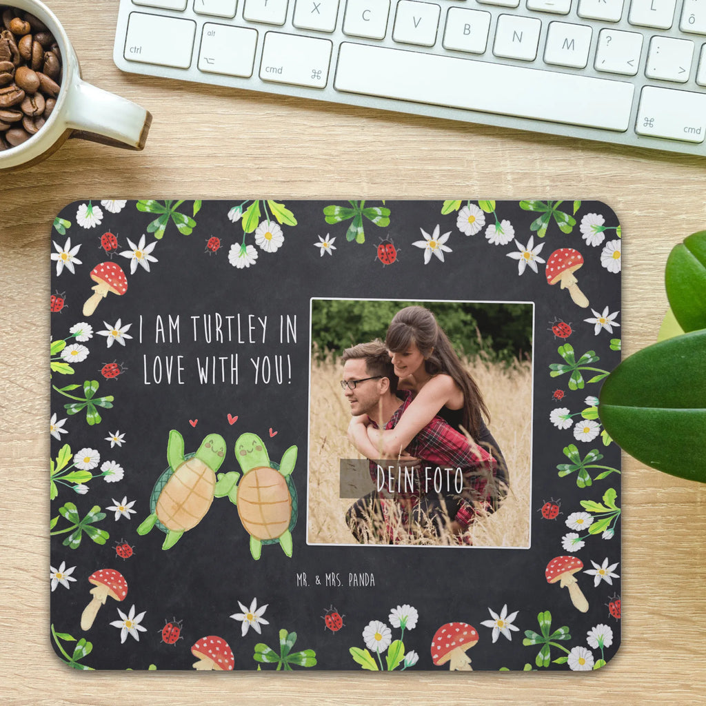 Personalisiertes Foto Mauspad Schildkröten Paar Personalisiertes Foto Mauspad, Liebe, Partner, Freund, Freundin, Ehemann, Ehefrau, Heiraten, Verlobung, Heiratsantrag, Liebesgeschenk, Jahrestag, Hocheitstag, Geschenk für Freundin, Geschenk für Frauen, Hochzeitstag, Liebesbeweis, für Ehemann, für Männer, Mitbringsel, Valentinstag, Geschenk für Partner