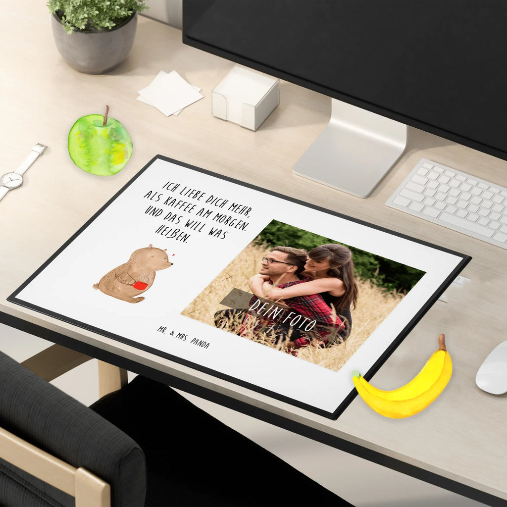 Personalized Photo Desk Mat bear morning coffee Personalisierte Foto Schreibtischunterlage, Liebe, Partner, Freund, Freundin, Ehemann, Ehefrau, Heiraten, Verlobung, Heiratsantrag, Liebesgeschenk, Jahrestag, Hocheitstag, Geschenk für Frauen, Liebesbeweis, Valentinstag, für Ehemann, für Männer, Mitbringsel, Geschenk für Freundin, Geschenk für Partner, Hochzeitstag