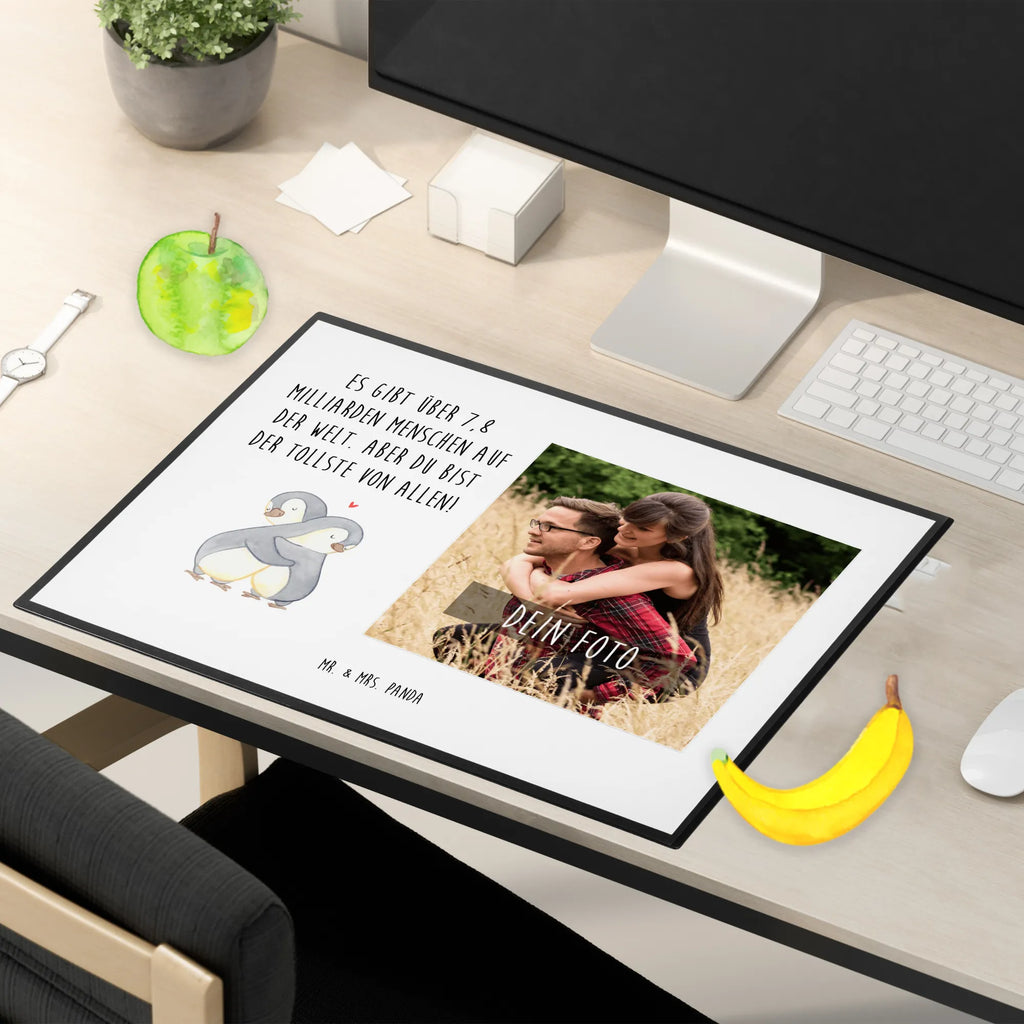 Personalized Photo Desk Mat penguins Cuddle Personalisierte Foto Schreibtischunterlage, Liebe, Partner, Freund, Freundin, Ehemann, Ehefrau, Heiraten, Verlobung, Heiratsantrag, Liebesgeschenk, Jahrestag, Hocheitstag, Liebesbeweis, Geschenk für Freundin, für Ehemann, Geschenk für Partner, für Männer, Mitbringsel, Valentinstag, Hochzeitstag, Geschenk für Frauen