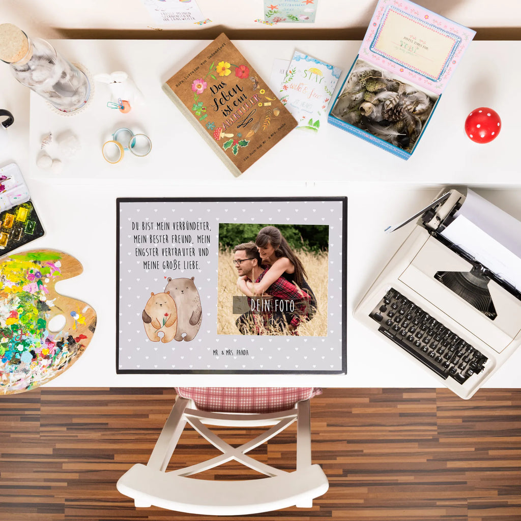 Personalized Photo Desk Mat Bears in love Personalisierte Foto Schreibtischunterlage, Liebe, Partner, Freund, Freundin, Ehemann, Ehefrau, Heiraten, Verlobung, Heiratsantrag, Liebesgeschenk, Jahrestag, Hocheitstag, Bärchen, Geschenk Freundin, Hochzeitstag, Bär, Liebesbeweis, Geschenk Freund, Verheiratet, Verliebt, Bären, Verlobt, Geschenk Hochzeit