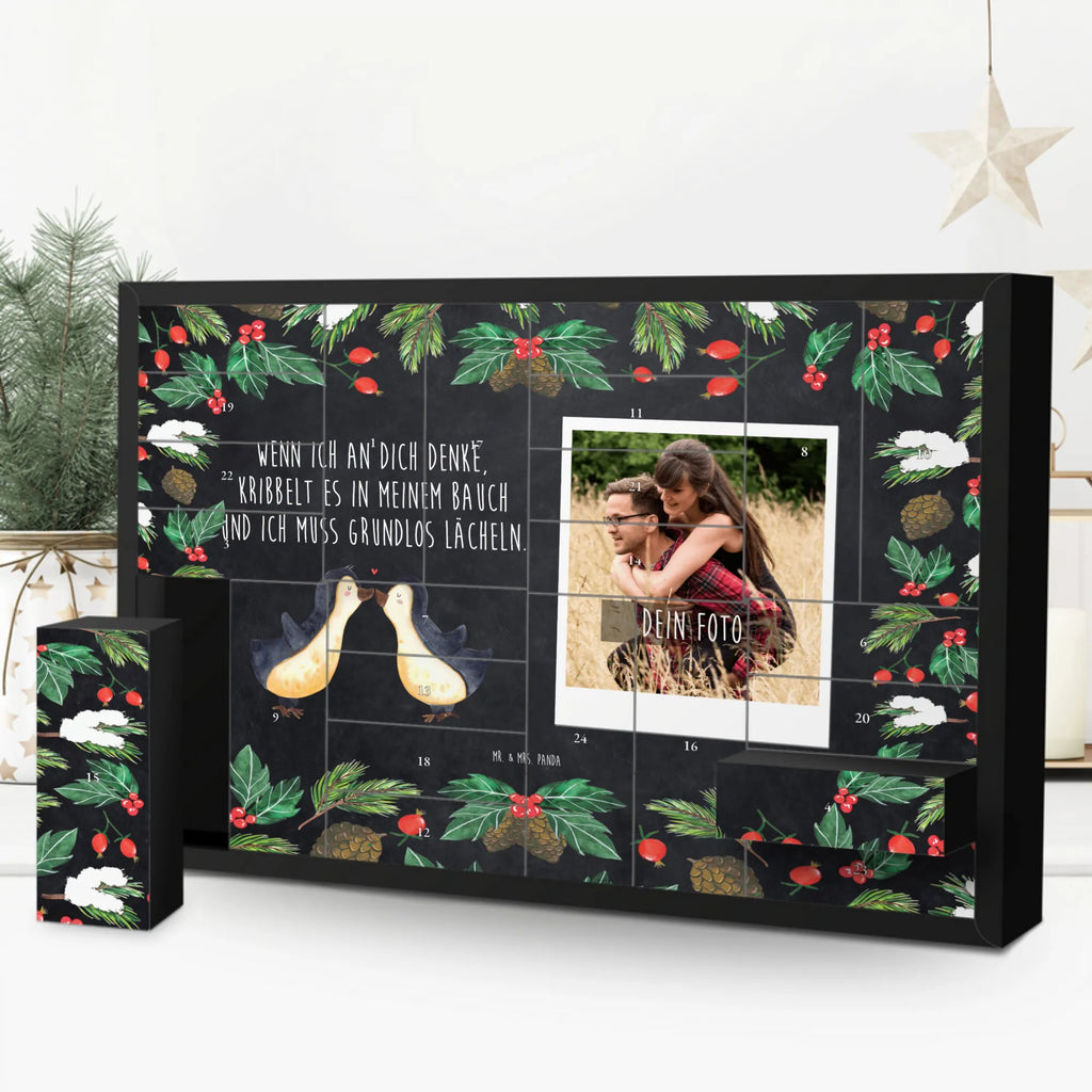 Personalisierter Befüllbarer Foto Adventskalender Pinguine Kuss Personalisierter Adventskalender, Adventskalender Eigenes Foto, Weihnachtskalender mit Foto, Personalisierter Befüllbarer Foto Adventskalender, Adventskalender mit Eigenem Bild, Foto Adventskalender, Adventskalender mit Foto, Jahrestag, Freundin, Liebe, Liebesgeschenk, Heiraten, Hocheitstag, Ehemann, Heiratsantrag, Ehefrau, Partner, Freund, Verlobung, Geschenk für Frauen, Geschenk für Partner, für Ehemann, Hochzeitstag, Valentinstag, Geschenk für Freundin, Mitbringsel, für Männer, Liebesbeweis