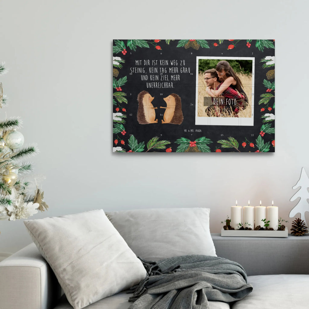 Personalisierter Tee Foto Adventskalender Igel Liebe Personalisierter Tee Foto Adventskalender, Freundin, Freund, Liebe, Liebesgeschenk, Jahrestag, Verlobung, Partner, Ehemann, Ehefrau, Heiraten, Heiratsantrag, Hocheitstag, Liebesbeweis, Verliebt, Igel, Geschenk, Hochzeitstag, Verlobt, Verheiratet, Hochzeit