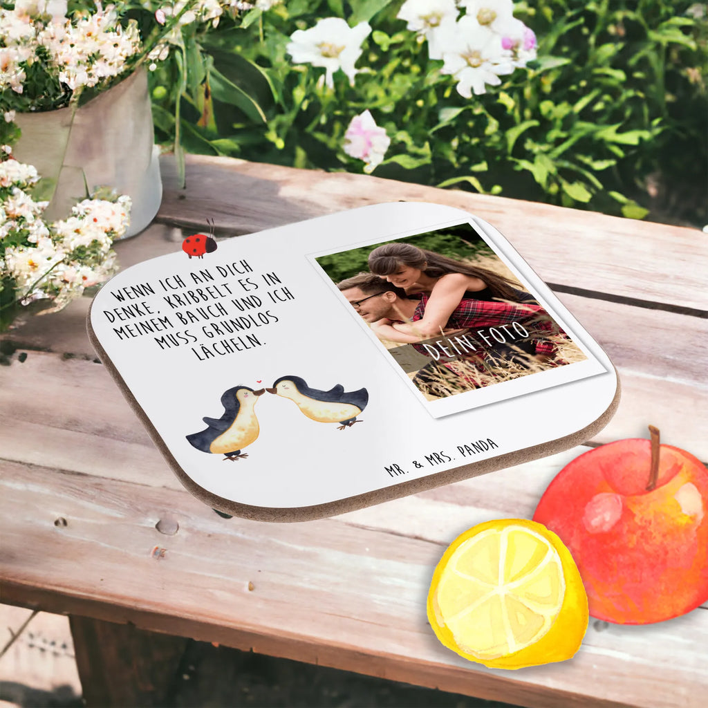 Personalisierter Foto Untersetzer Pinguine Kuss Personalisierter Foto Untersetzer, Liebe, Partner, Freund, Freundin, Ehemann, Ehefrau, Heiraten, Verlobung, Heiratsantrag, Liebesgeschenk, Jahrestag, Hocheitstag, Geschenk für Frauen, Geschenk für Partner, Mitbringsel, für Männer, Hochzeitstag, Liebesbeweis, Geschenk für Freundin, Valentinstag, für Ehemann