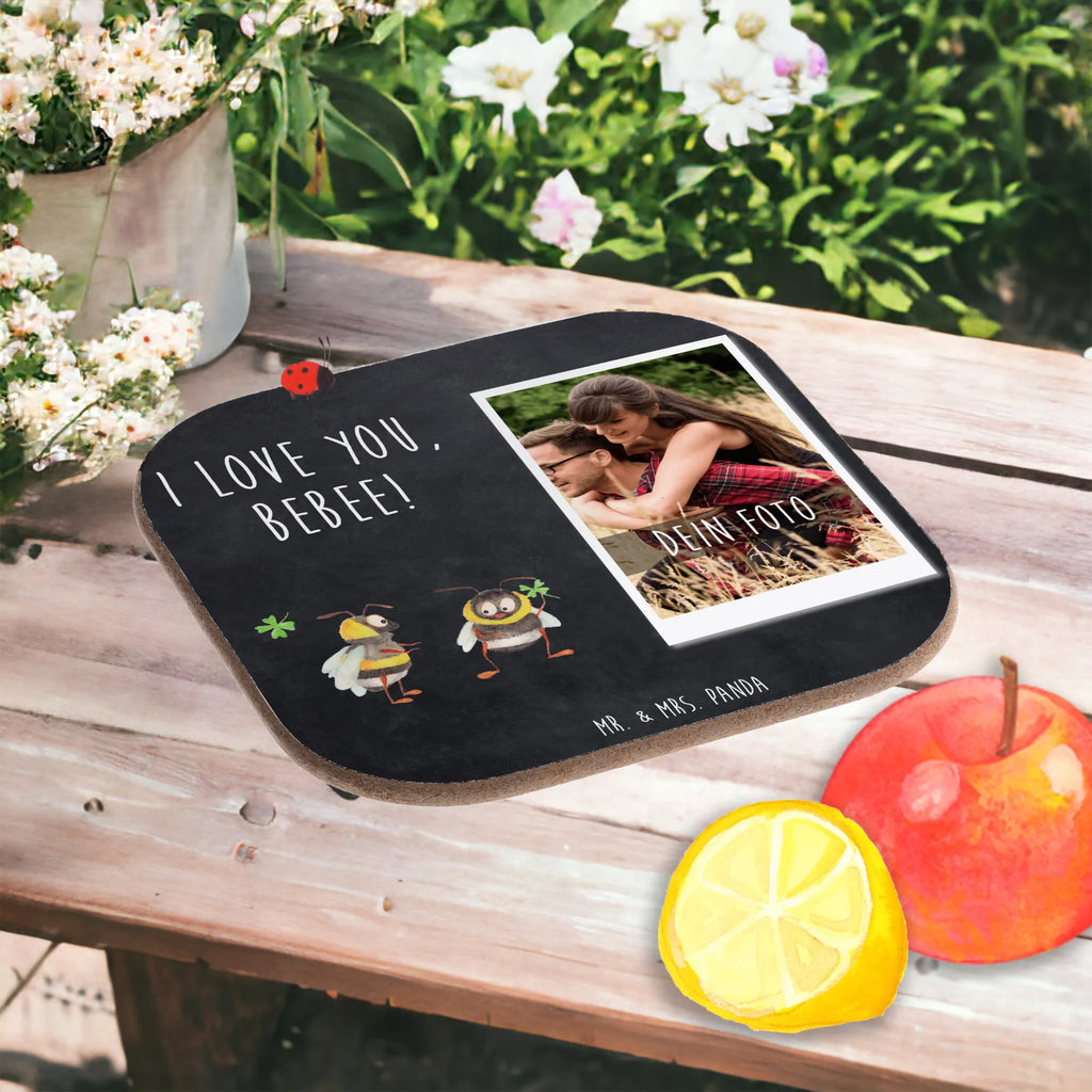 Personalisierter Foto Untersetzer Bienen Paar Personalisierter Foto Untersetzer, Liebe, Partner, Freund, Freundin, Ehemann, Ehefrau, Heiraten, Verlobung, Heiratsantrag, Liebesgeschenk, Jahrestag, Hocheitstag, Liebesbeweis, für Männer, verliebte Schildkröten, Valentinstag, Geschenk für Partner, Schildkröten, Geschenk für Freundin, für Ehemann, Geschenk für Frauen, Mitbringsel, Hochzeitstag