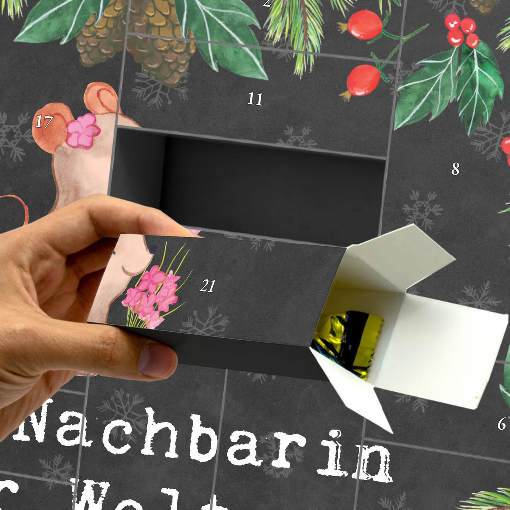 Befüllbarer Adventskalender Maus Beste Nachbarin der Welt Befüllbarer Adventskalender, Adventskalender für Erwachsene, Adventskalender Schachteln, Adventskalender Zum Füllen, Adventskalender Boxen, Adventskalender Schachtel, Adventskalender leer, Karton Adventskalender, Erwachsenen Adventskalender, Weihnachtskalender Boxen, Adventskalender, Weihnachtskalender Zum Befüllen, Adventskalender Deko, Bastel Adventskalender, Geschenkekalender, Weihnachtskalender Schachteln, Adventskalender Zum Selbst Befüllen, Weihnachtskalender Selbst Befüllen, Adventskalender mit 24 Schachteln, Weihnachtskalender, Adventskalender Karton, Tisch Adventskalender, Geschenke Adventskalender, Adventskalender Box, Adventskalender Zum Aufstellen, Schachtel Adventskalender, Diy Adventskalender, Leerer Adventskalender, Kalender Zum Befüllen, Adventskalender Zum Befüllen, Adventskalender 24 Boxen, Adventskalender Selbst Befüllen, Adventskalender ohne Inhalt, Geschenkidee, Geschenk, Schenken, Mitbringsel, Geburtstag, Geburtstagsgeschenk, für, Danke, Dankeschön, Bedanken, Freude machen, Geschenktipp, Nachbarn, Angrenzer, Freundin, Anwohnerin, Freundschaft, Nachbarschaft, Bewohnerin, Nachbarin