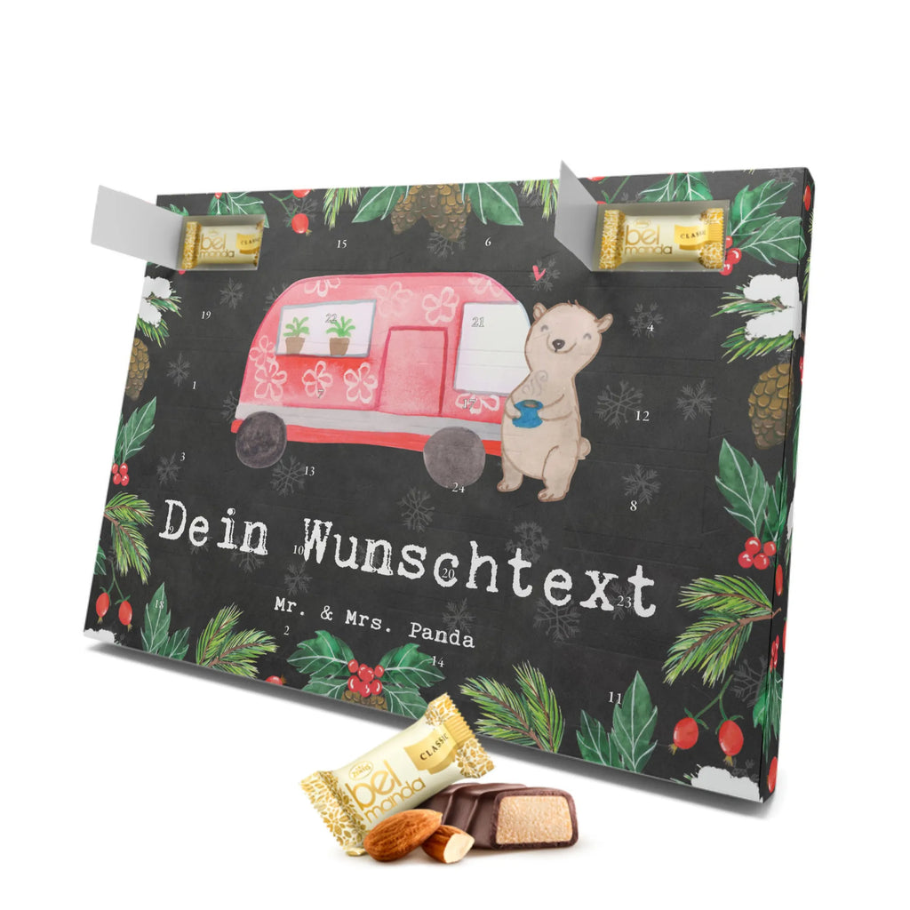 Personalisierter Marzipan Adventskalender Bär Camper Personalisierter Marzipan Adventskalender, Geschenk, Sport, Sportart, Hobby, Schenken, Danke, Dankeschön, Auszeichnung, Gewinn, Sportler, Zelten, Urlaub, Campingplatz, Camper, Campen, Wohnmobil, Roadtrip