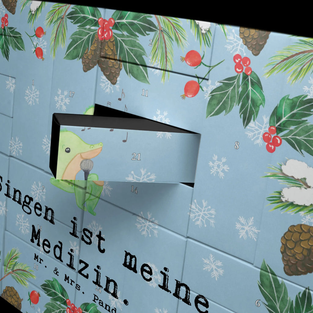 Adventskalender Zum Befüllen Krokodil Singen Weihnachtskalender, Leerer Adventskalender, Geschenkekalender, Karton Adventskalender, Kalender Zum Befüllen, Geschenke Adventskalender, Tisch Adventskalender, Adventskalender 24 Boxen, Adventskalender ohne Inhalt, Bastel Adventskalender, Weihnachtskalender Schachteln, Adventskalender Karton, Diy Adventskalender, Adventskalender Schachtel, Weihnachtskalender Boxen, Adventskalender Zum Befüllen, Adventskalender Zum Füllen, Schachtel Adventskalender, Adventskalender Deko, Adventskalender Schachteln, Adventskalender Zum Aufstellen, Befüllbarer Adventskalender, Adventskalender, Adventskalender leer, Adventskalender für Erwachsene, Adventskalender Zum Selbst Befüllen, Adventskalender Box, Adventskalender Selbst Befüllen, Weihnachtskalender Selbst Befüllen, Erwachsenen Adventskalender, Adventskalender mit 24 Schachteln, Adventskalender Boxen, Weihnachtskalender Zum Befüllen, Geschenk, Schenken, Sport, Sportart, Hobby, Danke, Dankeschön, Auszeichnung, Gewinn, Sportler, Singen, Live Auftritt, Band, Gesang, Hobbysänger