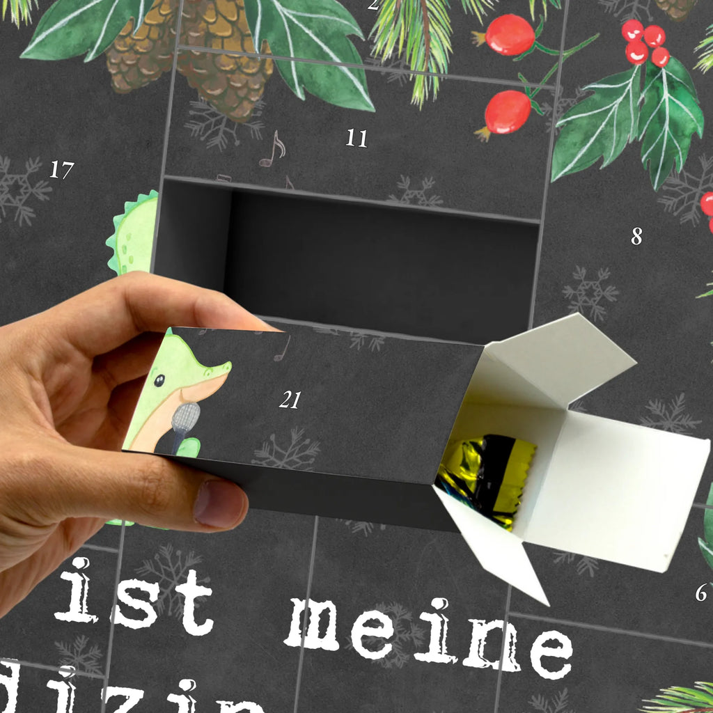 Adventskalender Zum Befüllen Krokodil Singen Weihnachtskalender, Leerer Adventskalender, Geschenkekalender, Karton Adventskalender, Kalender Zum Befüllen, Geschenke Adventskalender, Tisch Adventskalender, Adventskalender 24 Boxen, Adventskalender ohne Inhalt, Bastel Adventskalender, Weihnachtskalender Schachteln, Adventskalender Karton, Diy Adventskalender, Adventskalender Schachtel, Weihnachtskalender Boxen, Adventskalender Zum Befüllen, Adventskalender Zum Füllen, Schachtel Adventskalender, Adventskalender Deko, Adventskalender Schachteln, Adventskalender Zum Aufstellen, Befüllbarer Adventskalender, Adventskalender, Adventskalender leer, Adventskalender für Erwachsene, Adventskalender Zum Selbst Befüllen, Adventskalender Box, Adventskalender Selbst Befüllen, Weihnachtskalender Selbst Befüllen, Erwachsenen Adventskalender, Adventskalender mit 24 Schachteln, Adventskalender Boxen, Weihnachtskalender Zum Befüllen, Geschenk, Schenken, Sport, Sportart, Hobby, Danke, Dankeschön, Auszeichnung, Gewinn, Sportler, Singen, Live Auftritt, Band, Gesang, Hobbysänger