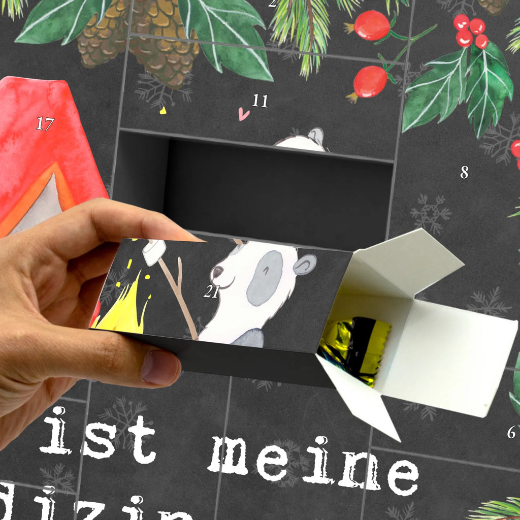 Fillable advent calendar panda Camp Geschenkekalender, Diy Adventskalender, Tisch Adventskalender, Adventskalender Zum Aufstellen, Adventskalender Zum Befüllen, Adventskalender Schachtel, Befüllbarer Adventskalender, Adventskalender leer, Adventskalender Zum Selbst Befüllen, Adventskalender Selbst Befüllen, Karton Adventskalender, Adventskalender, Weihnachtskalender Schachteln, Adventskalender 24 Boxen, Adventskalender Boxen, Adventskalender für Erwachsene, Adventskalender mit 24 Schachteln, Weihnachtskalender Boxen, Weihnachtskalender Zum Befüllen, Adventskalender Zum Füllen, Adventskalender Karton, Erwachsenen Adventskalender, Weihnachtskalender Selbst Befüllen, Adventskalender Schachteln, Leerer Adventskalender, Weihnachtskalender, Adventskalender Deko, Kalender Zum Befüllen, Bastel Adventskalender, Adventskalender ohne Inhalt, Adventskalender Box, Geschenke Adventskalender, Schachtel Adventskalender, Geschenk, Schenken, Sport, Sportart, Hobby, Danke, Dankeschön, Auszeichnung, Gewinn, Sportler, Campen, Camping, Zelten, Campingplatz, Campen gehen