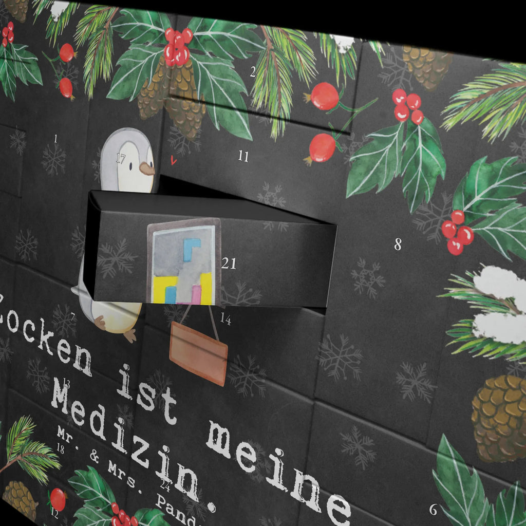 Befüllbarer Adventskalender Pinguin Zocken Adventskalender Selbst Befüllen, Kalender Zum Befüllen, Bastel Adventskalender, Adventskalender Schachtel, Adventskalender Karton, Weihnachtskalender Selbst Befüllen, Adventskalender Box, Schachtel Adventskalender, Adventskalender, Adventskalender Zum Füllen, Weihnachtskalender Zum Befüllen, Tisch Adventskalender, Adventskalender Zum Aufstellen, Karton Adventskalender, Diy Adventskalender, Adventskalender Deko, Adventskalender leer, Geschenkekalender, Weihnachtskalender Boxen, Befüllbarer Adventskalender, Leerer Adventskalender, Adventskalender Zum Befüllen, Adventskalender Boxen, Geschenke Adventskalender, Adventskalender mit 24 Schachteln, Erwachsenen Adventskalender, Adventskalender Zum Selbst Befüllen, Weihnachtskalender, Adventskalender ohne Inhalt, Adventskalender Schachteln, Weihnachtskalender Schachteln, Adventskalender für Erwachsene, Adventskalender 24 Boxen, Geschenk, Schenken, Sport, Sportart, Hobby, Danke, Dankeschön, Auszeichnung, Gewinn, Sportler, Videogames, Gaming, Videospiele, Zocken