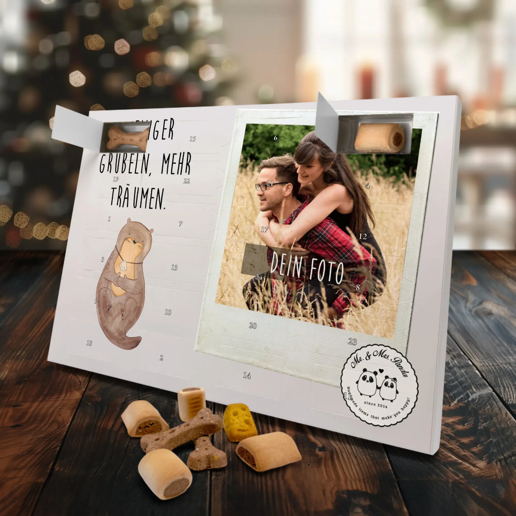 Personalisierter Hunde Foto Adventskalender Otter Muschel Personalisierter Hunde Foto Adventskalender, Otter, Fischotter, Seeotter, Motivation, Grübeln, Büro, Otterliebe, Träumen, Tagträumen