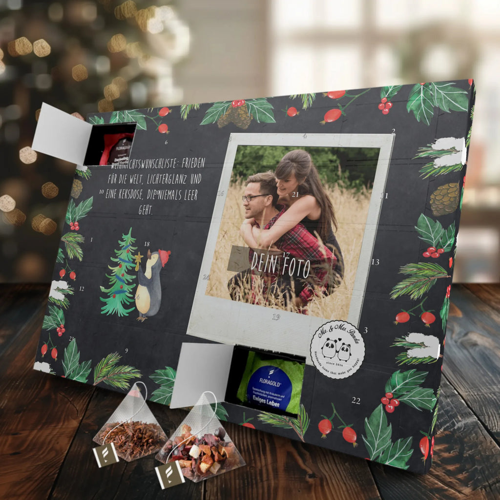 Personalisierter Tee Foto Adventskalender Pinguin Weihnachtsbaum Personalisierter Tee Foto Adventskalender, Weihnachten, Winter, Weihnachtsdeko, Nikolaus, Advent, Heiligabend, Wintermotiv, Pinguin