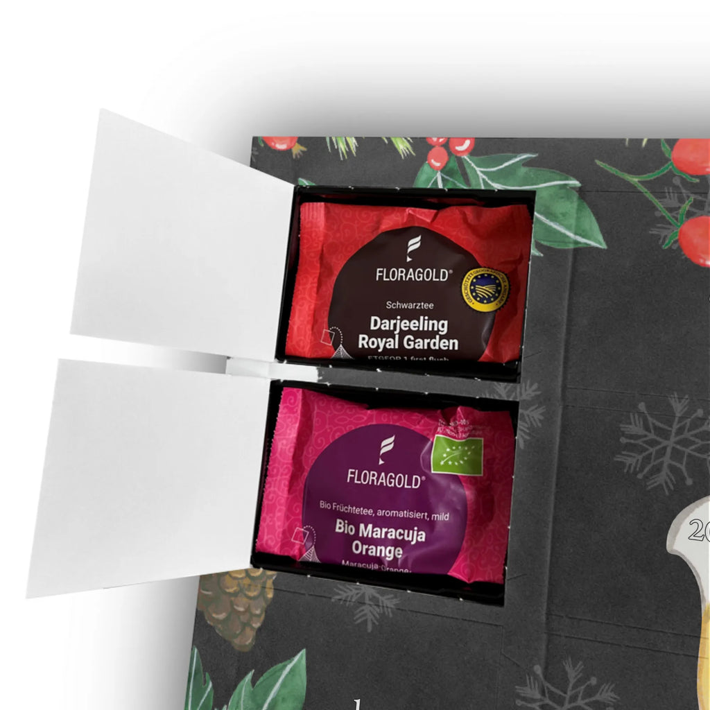 Personalisierter Tee Adventskalender Fuchs Filme gucken Personalisierter Tee Adventskalender, Geschenk, Schenken, Sport, Sportart, Hobby, Danke, Dankeschön, Auszeichnung, Gewinn, Sportler, TV, Filmabend, Filme Gucken, Fernsehen, Kino