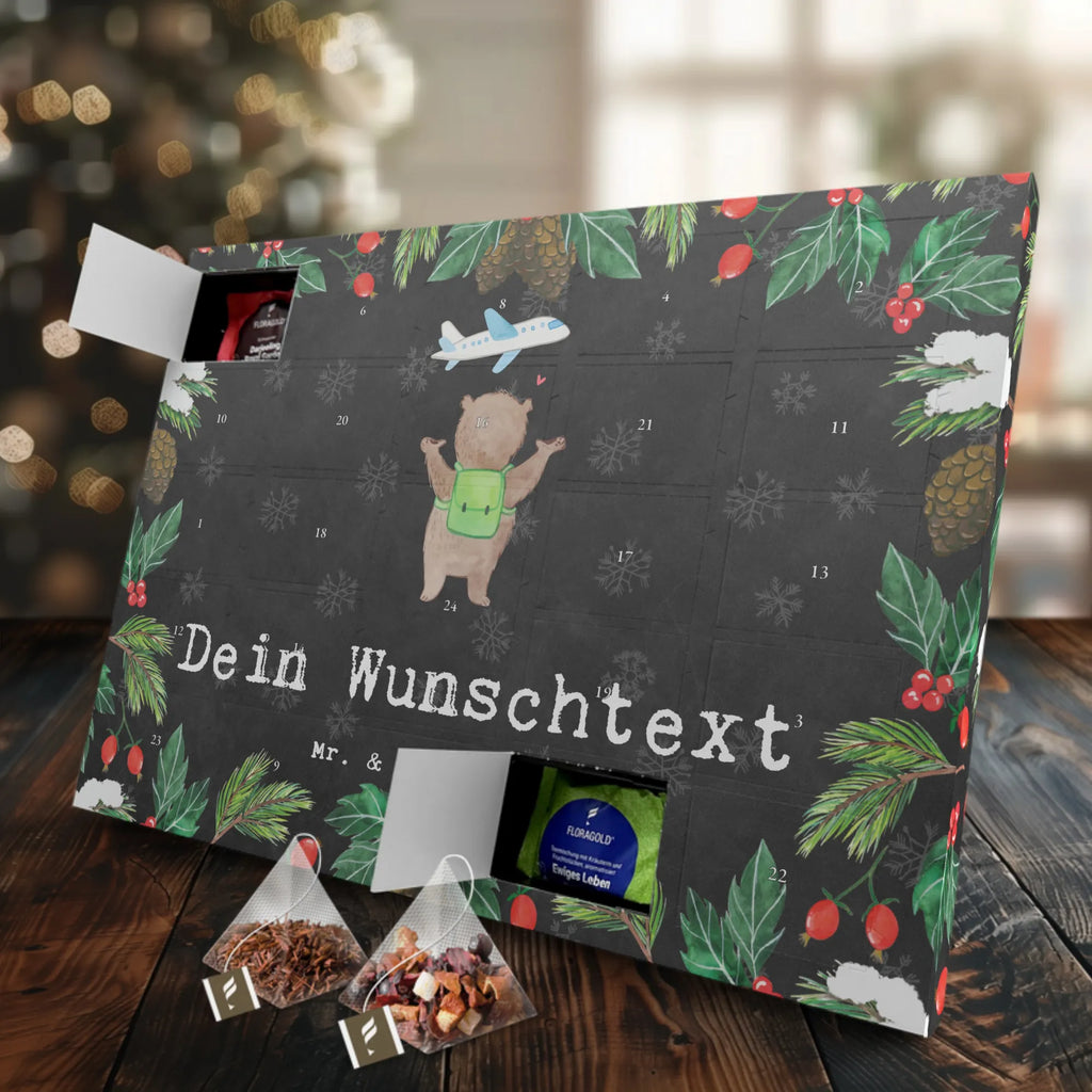Personalisierter Tee Adventskalender Bär Reisen Personalisierter Tee Adventskalender, Geschenk, Schenken, Sport, Sportart, Hobby, Danke, Dankeschön, Auszeichnung, Gewinn, Sportler, Austauschjahr, Urlaub, Urlaube, Reisegruppe, Schüleraustausch, Weltreise, Auslandsjahr, Reiseveranstalter, Reisen, Reisebüro